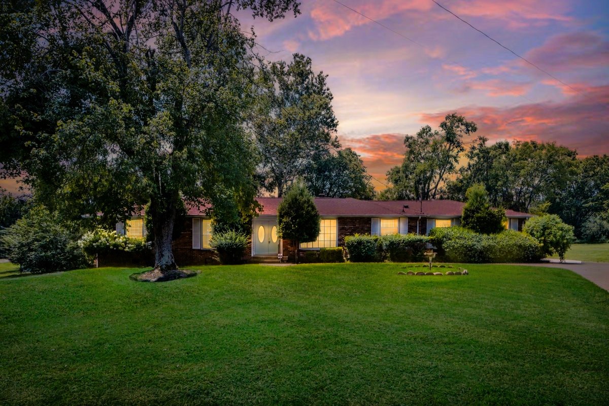 103 Paxton Ct, Hendersonville, TN 37075