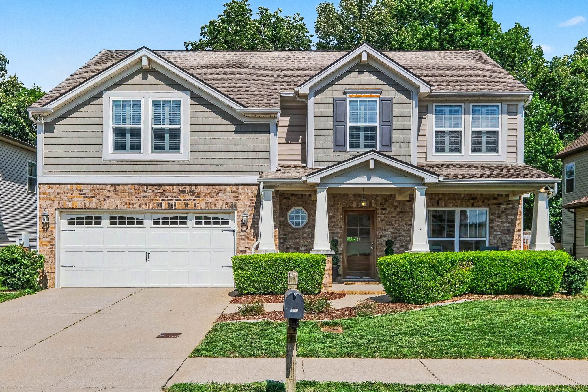 4248 Longfellow Dr, Nashville, TN 37214