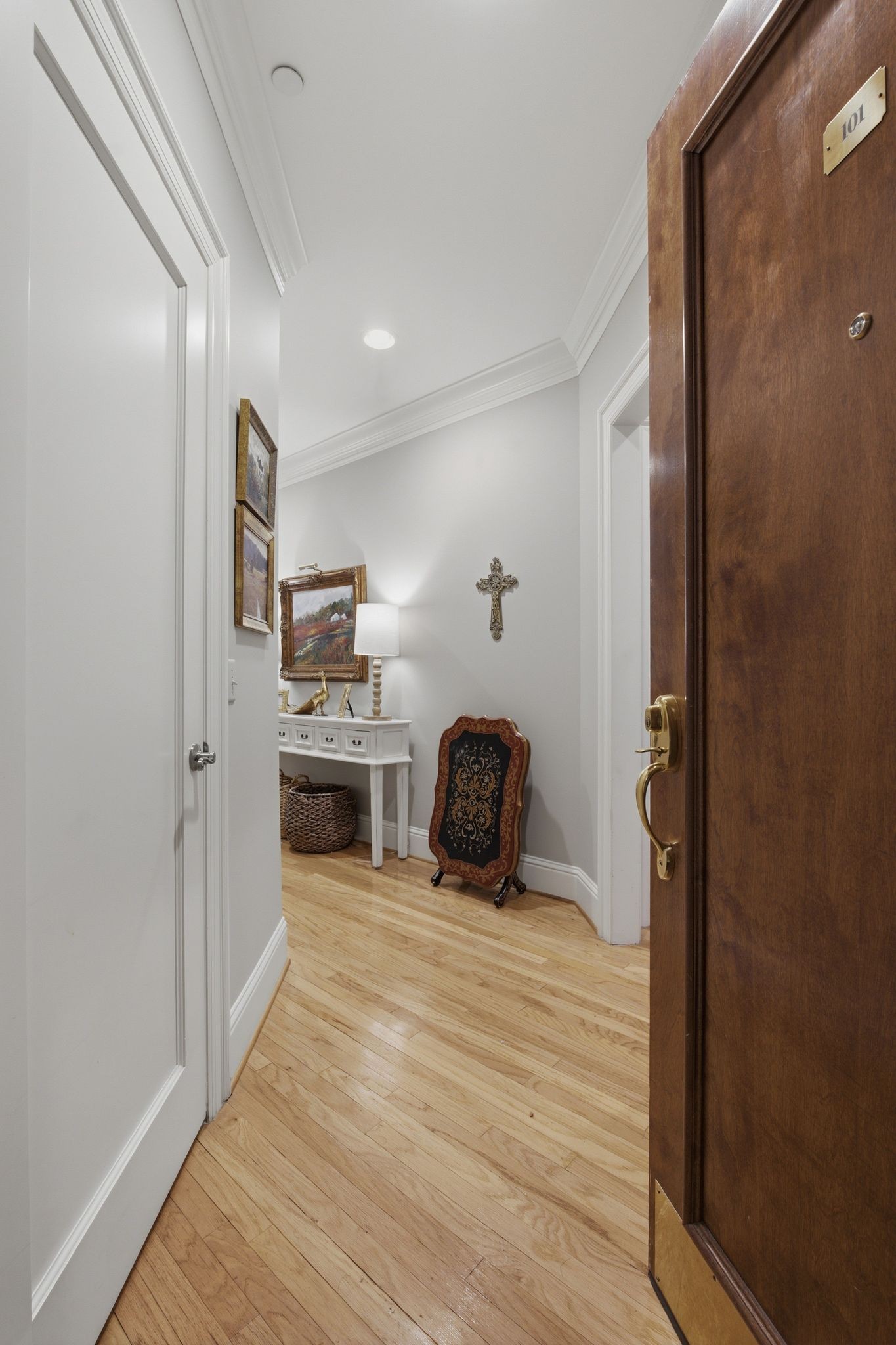 4000 West End Ave #101, Nashville, TN 37205