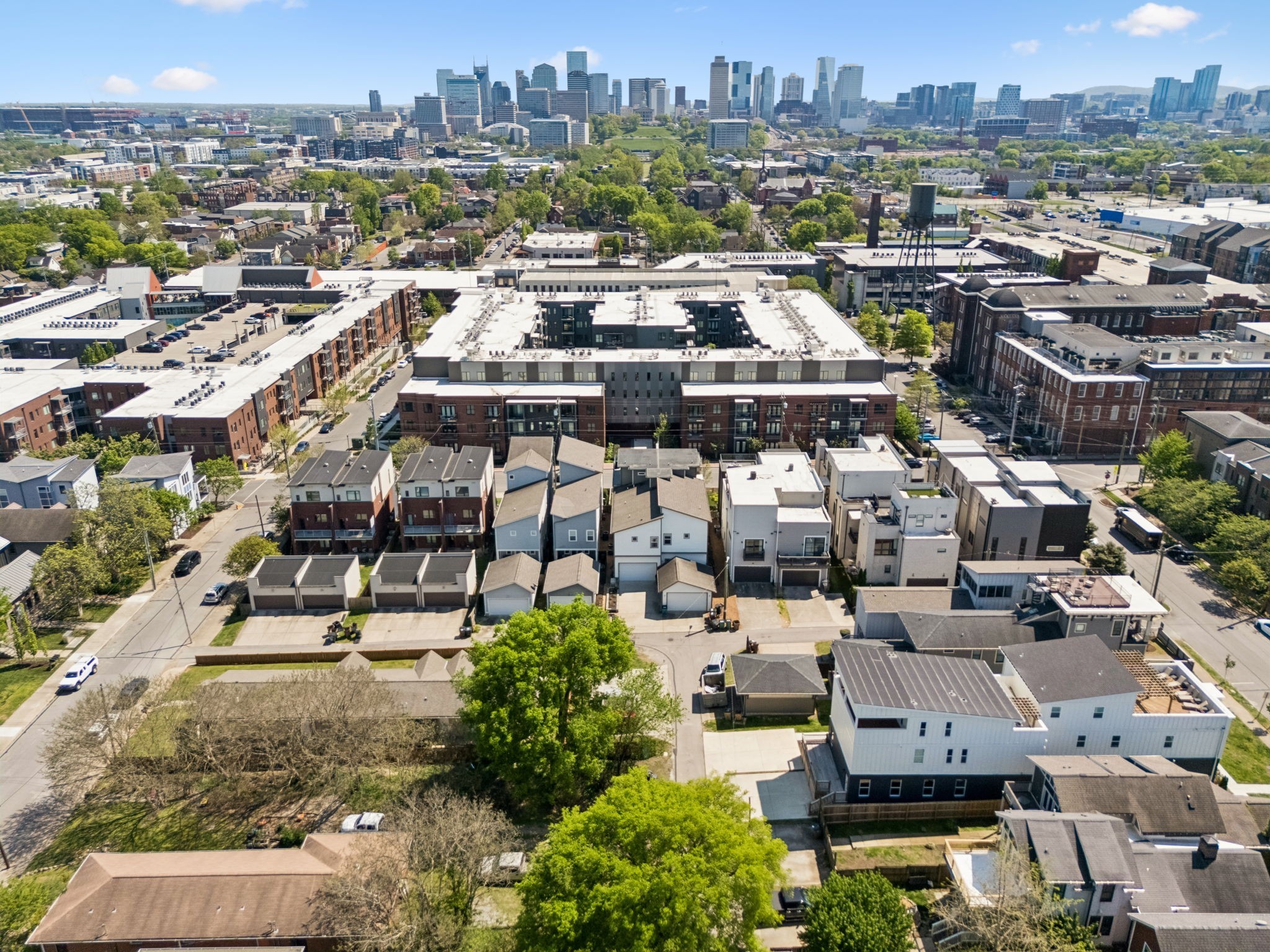 606 Hume St #A, Nashville, TN 37208