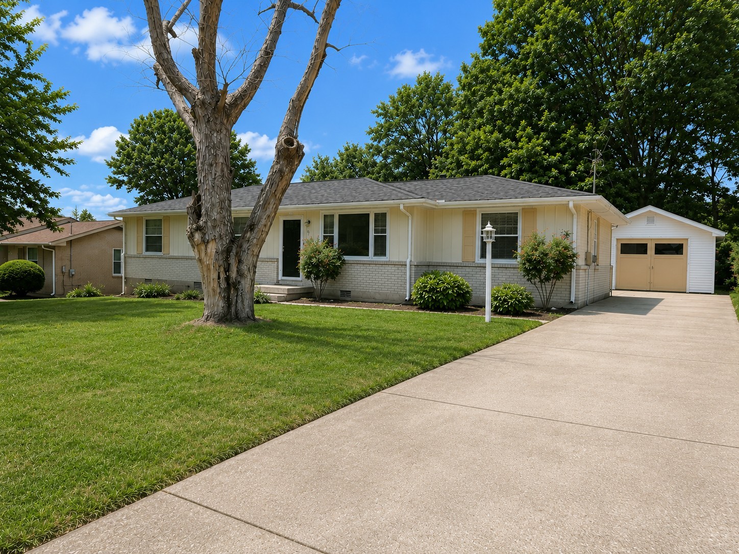 4852 Everest Dr, Old Hickory, TN 37138