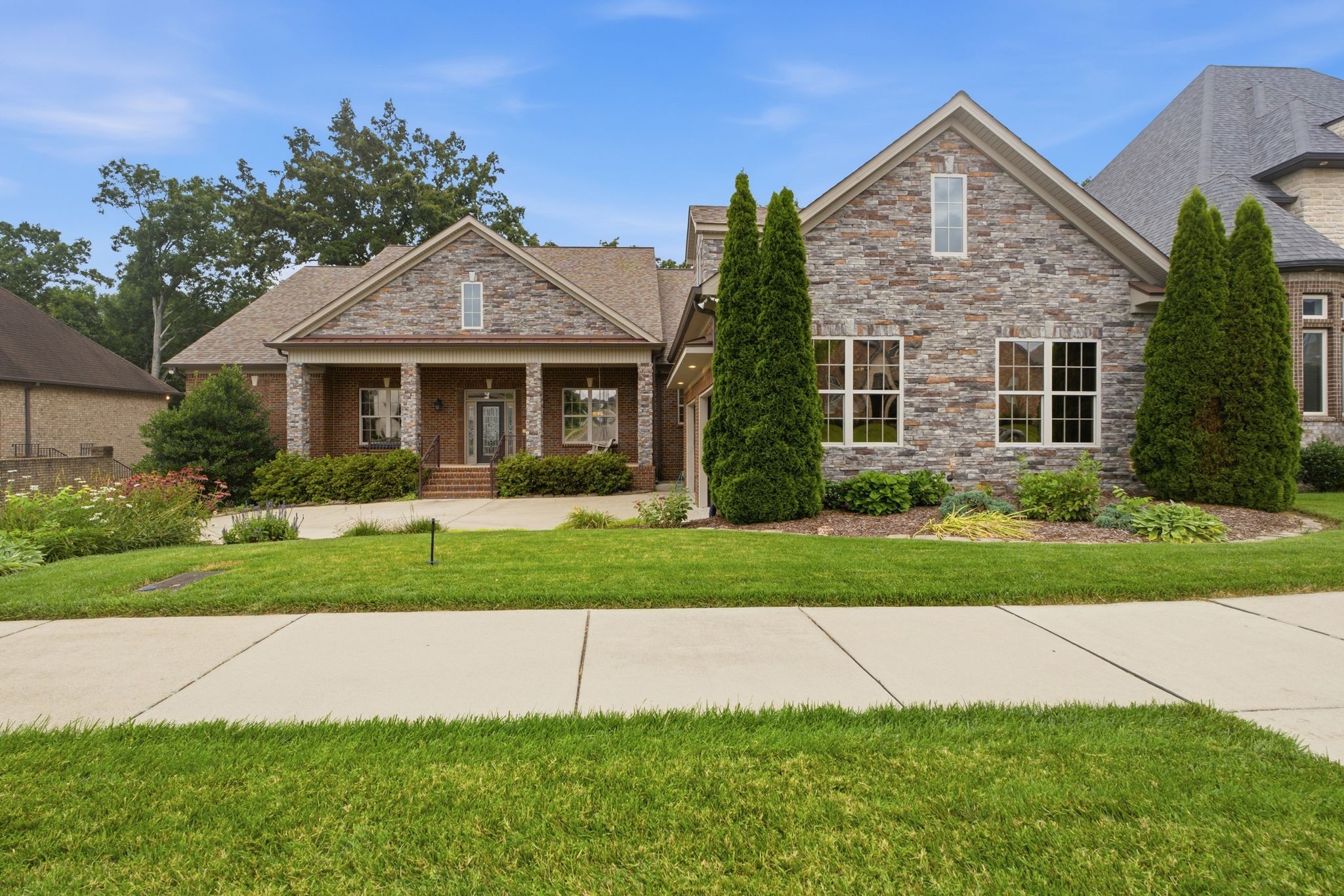 333 Bournemouth Ln, Hermitage, TN 37076