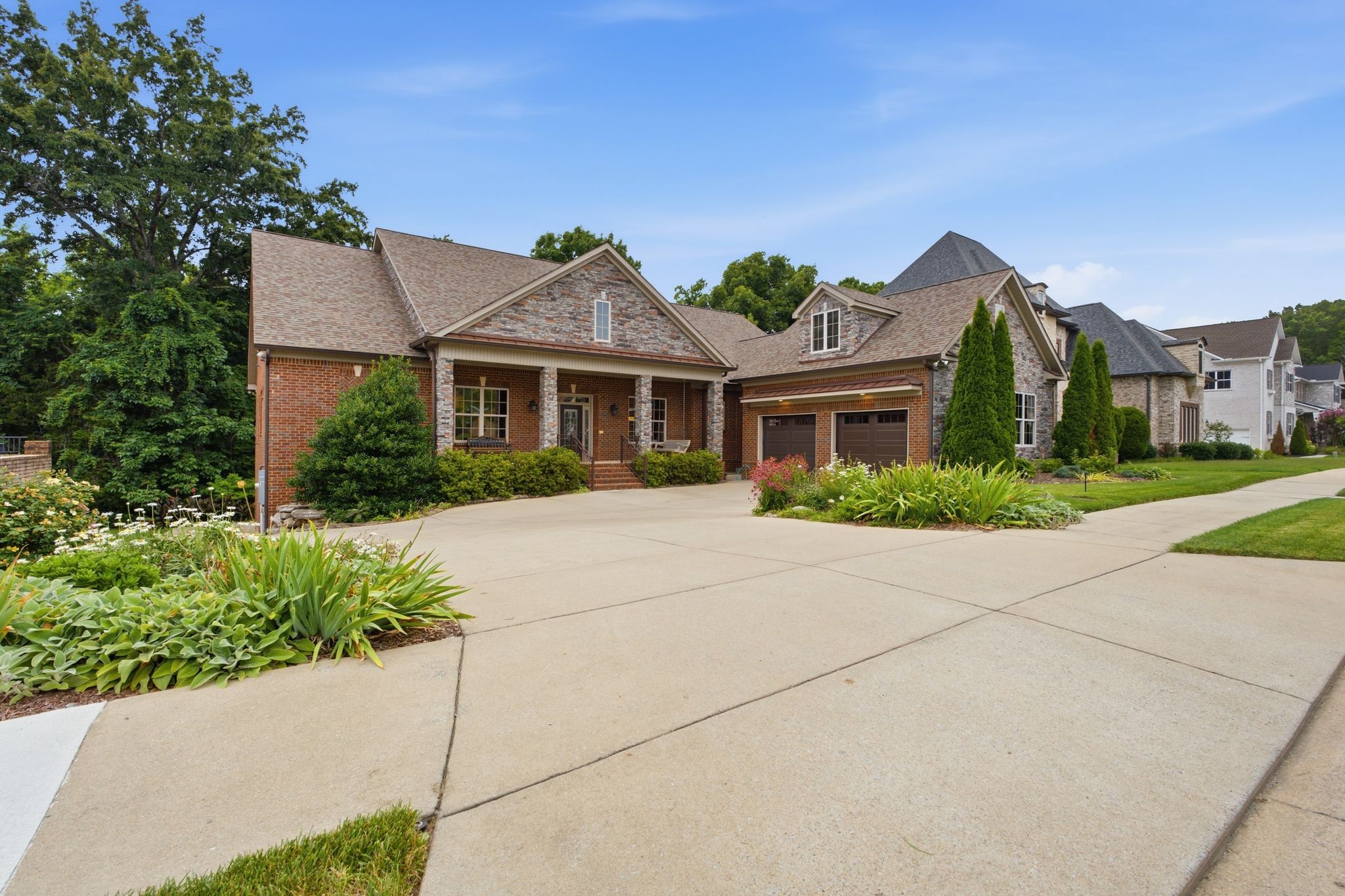 333 Bournemouth Ln, Hermitage, TN 37076