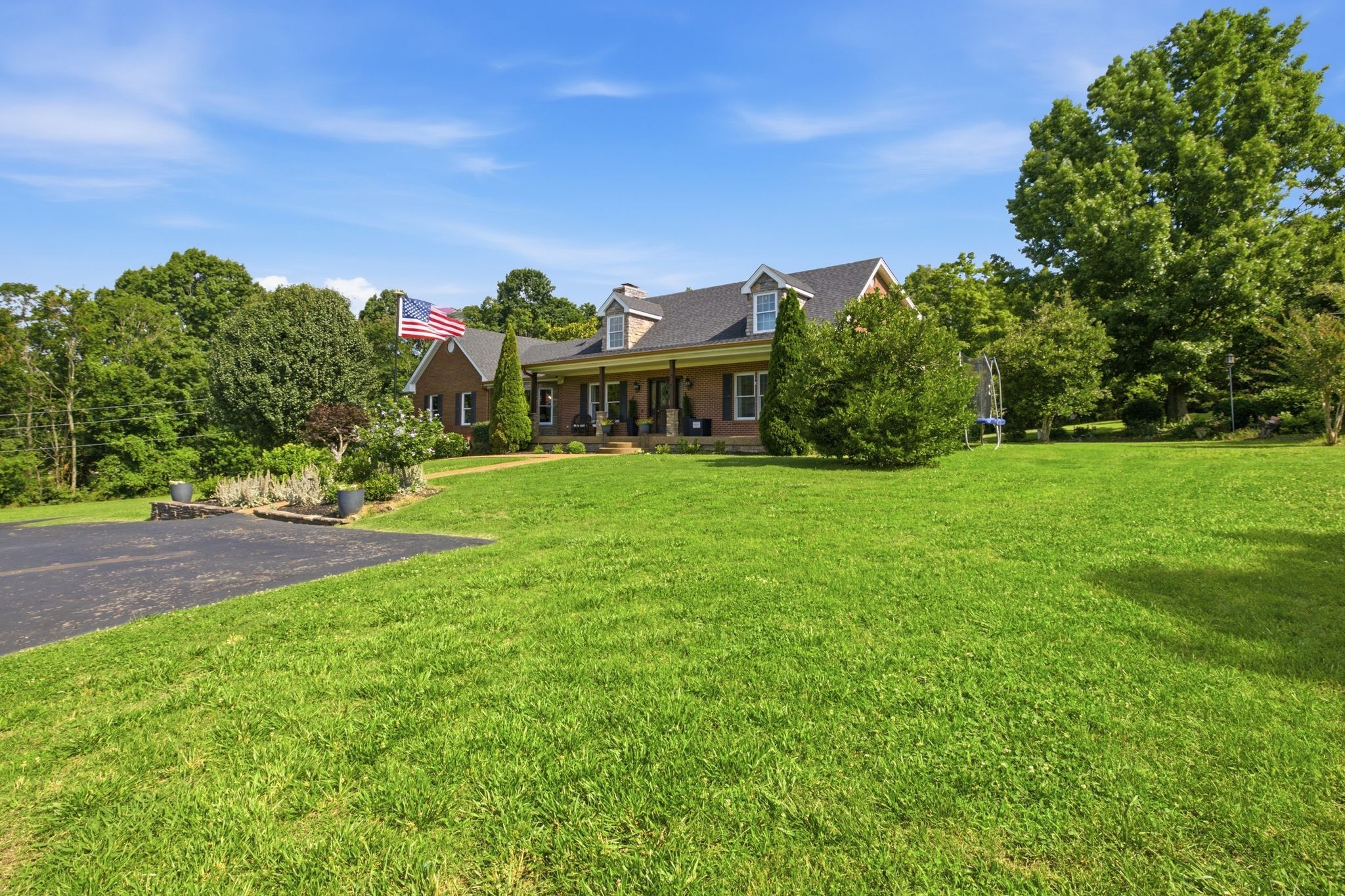 2946 Beulah Church Rd, Arrington, TN 37014