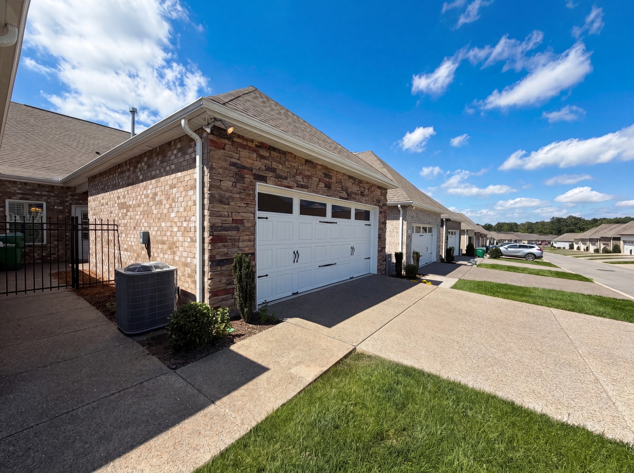 1520 Cedarbrooke Ln, Lebanon, TN 37090
