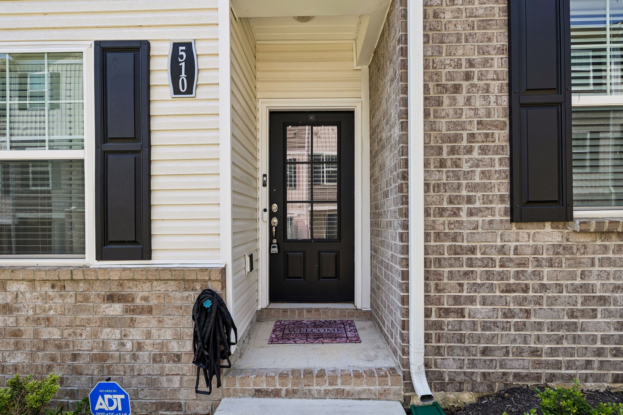 510 Moshe Flam Pl, La Vergne, TN 37086