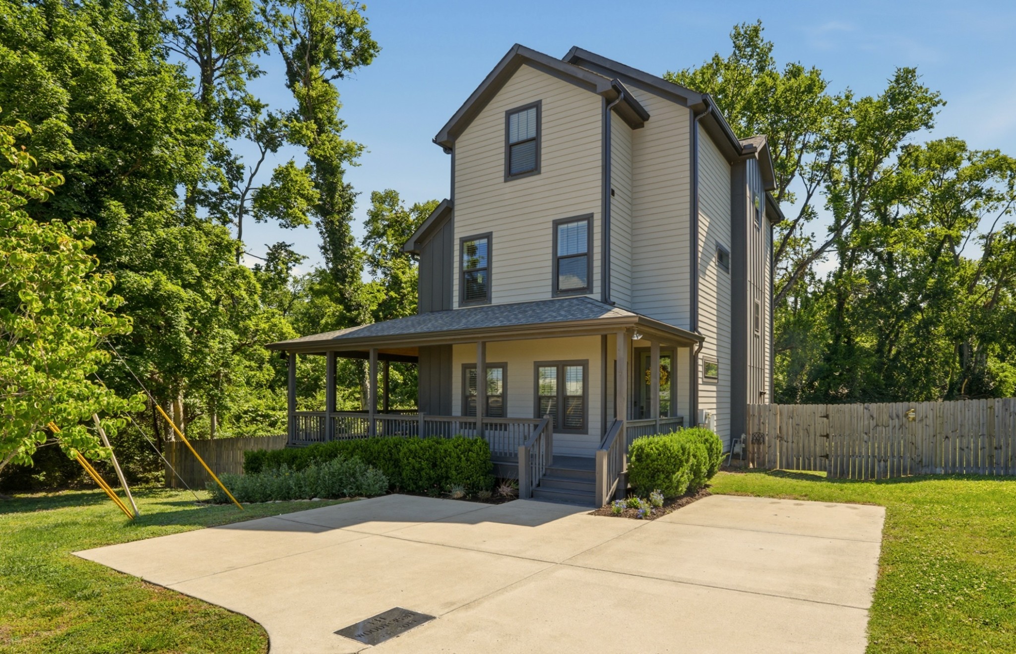 331 Woodycrest Ave, Nashville, TN 37210