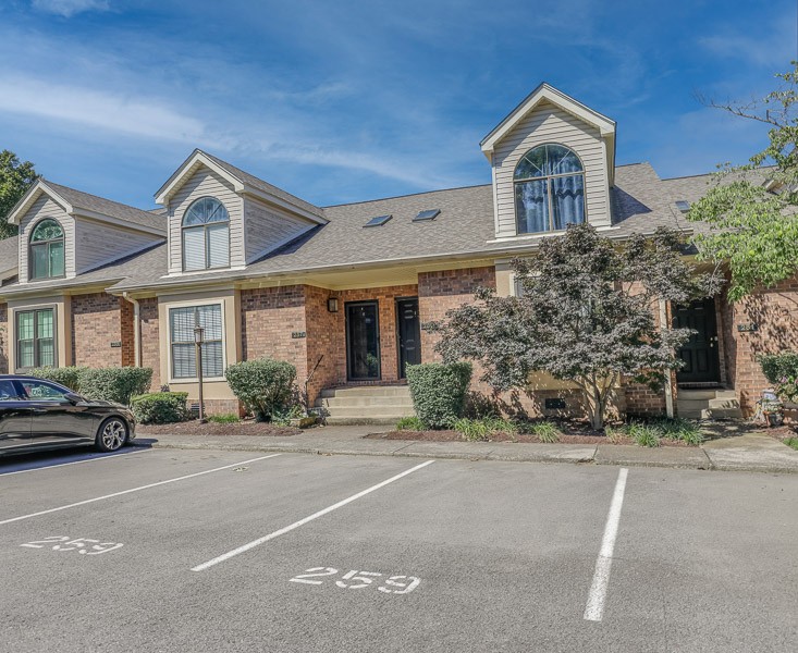 259 Glenstone Cir #83, Brentwood, TN 37027
