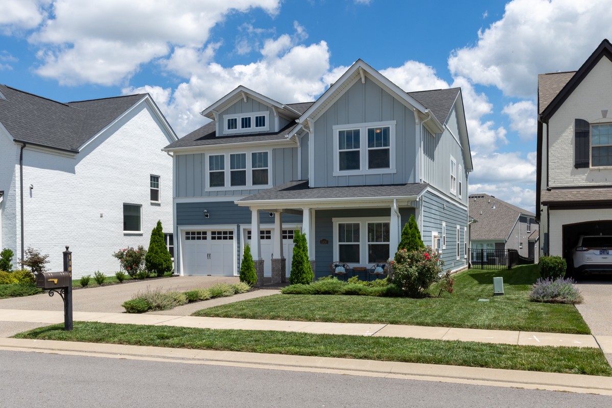 1406 Serenity Ct, Hendersonville, TN 37075