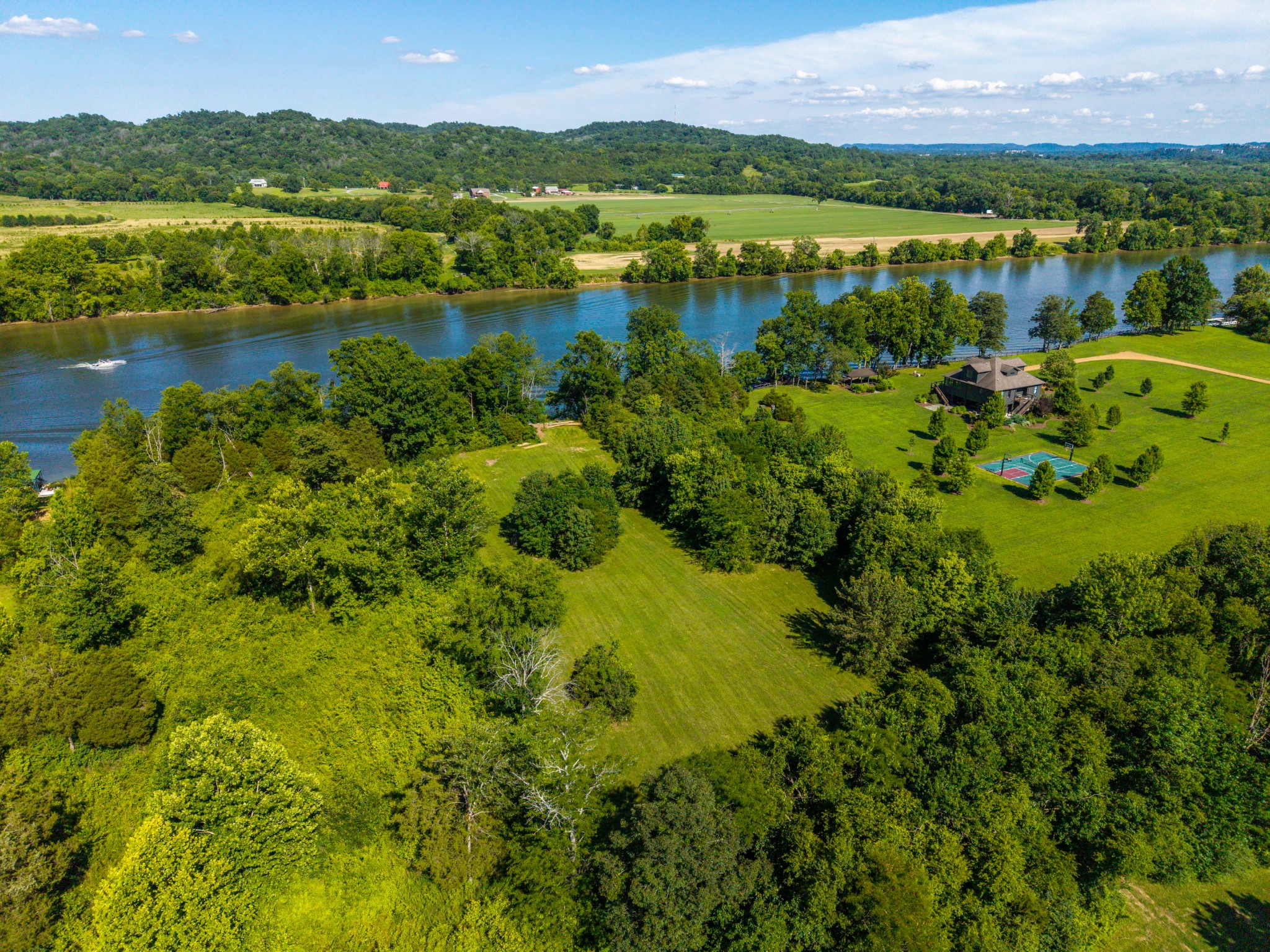 7857 River Road Pike, Nashville, TN 37209