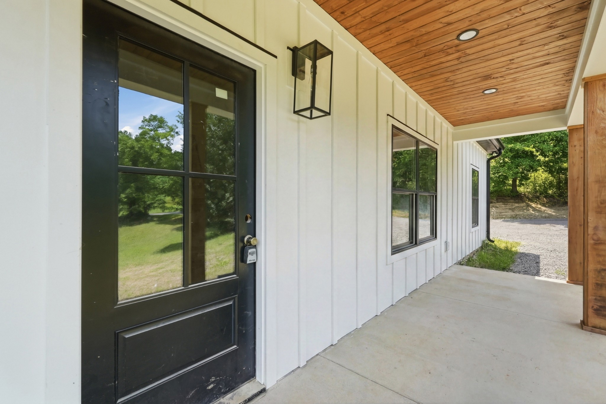 5043 Beasleys Bend Rd, Lebanon, TN 37087