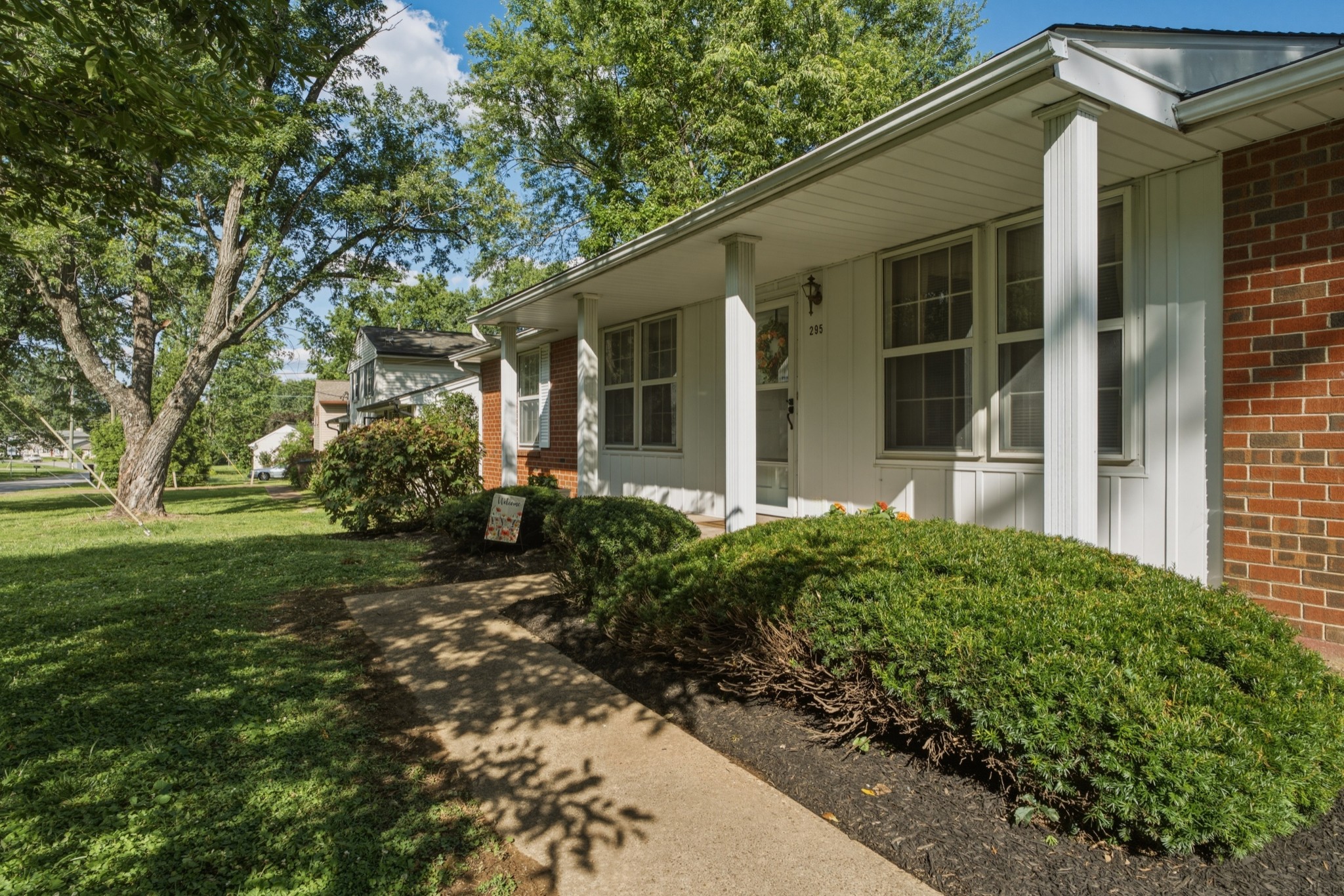 295 Cathy Jo Dr, Nashville, TN 37211