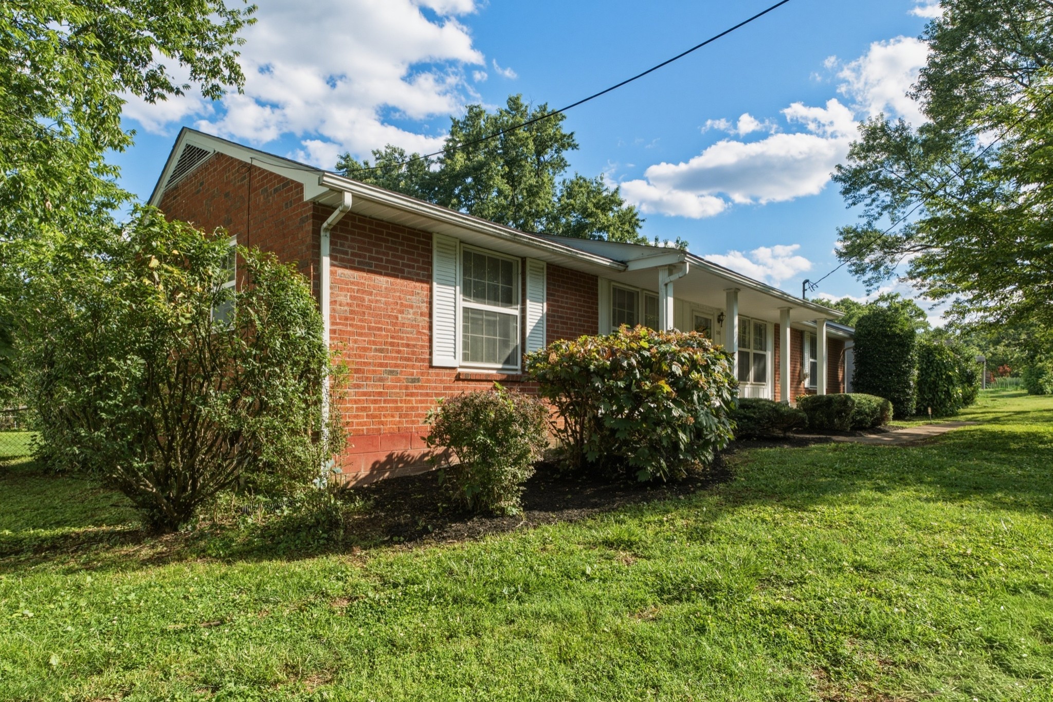 295 Cathy Jo Dr, Nashville, TN 37211
