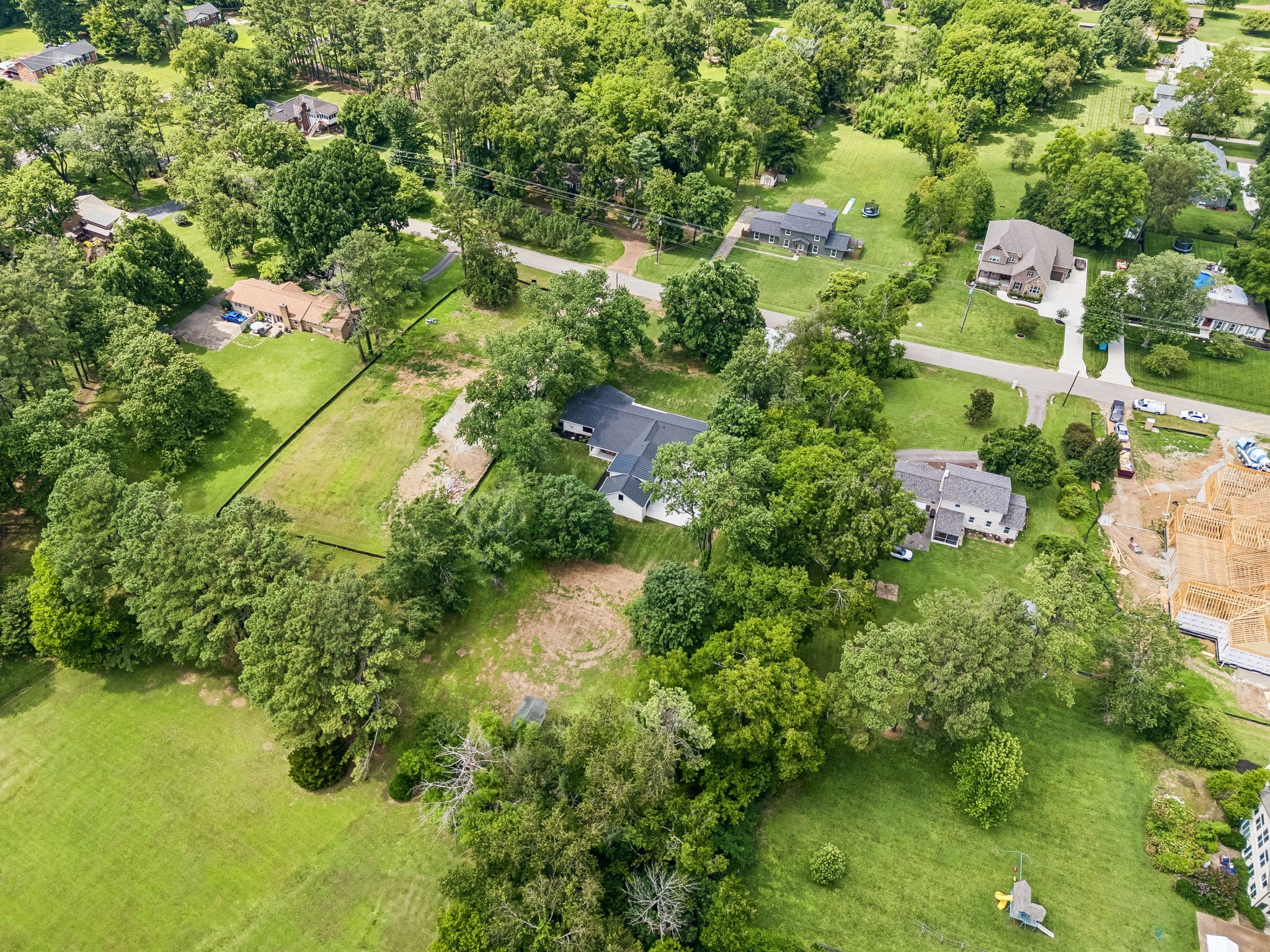 8011 Wikle Rd E, Brentwood, TN 37027