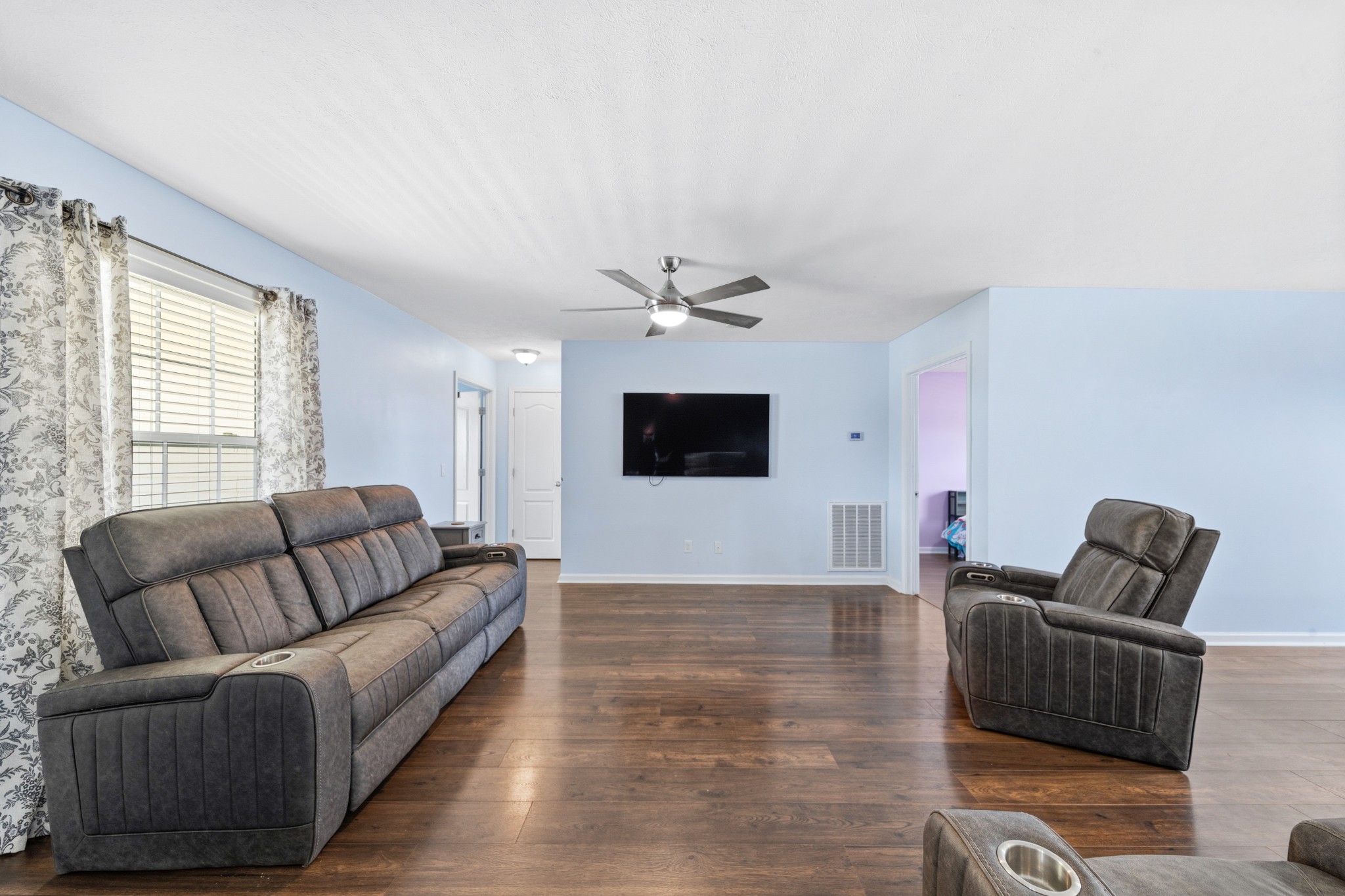 1604 Avers Ave, Columbia, TN 38401