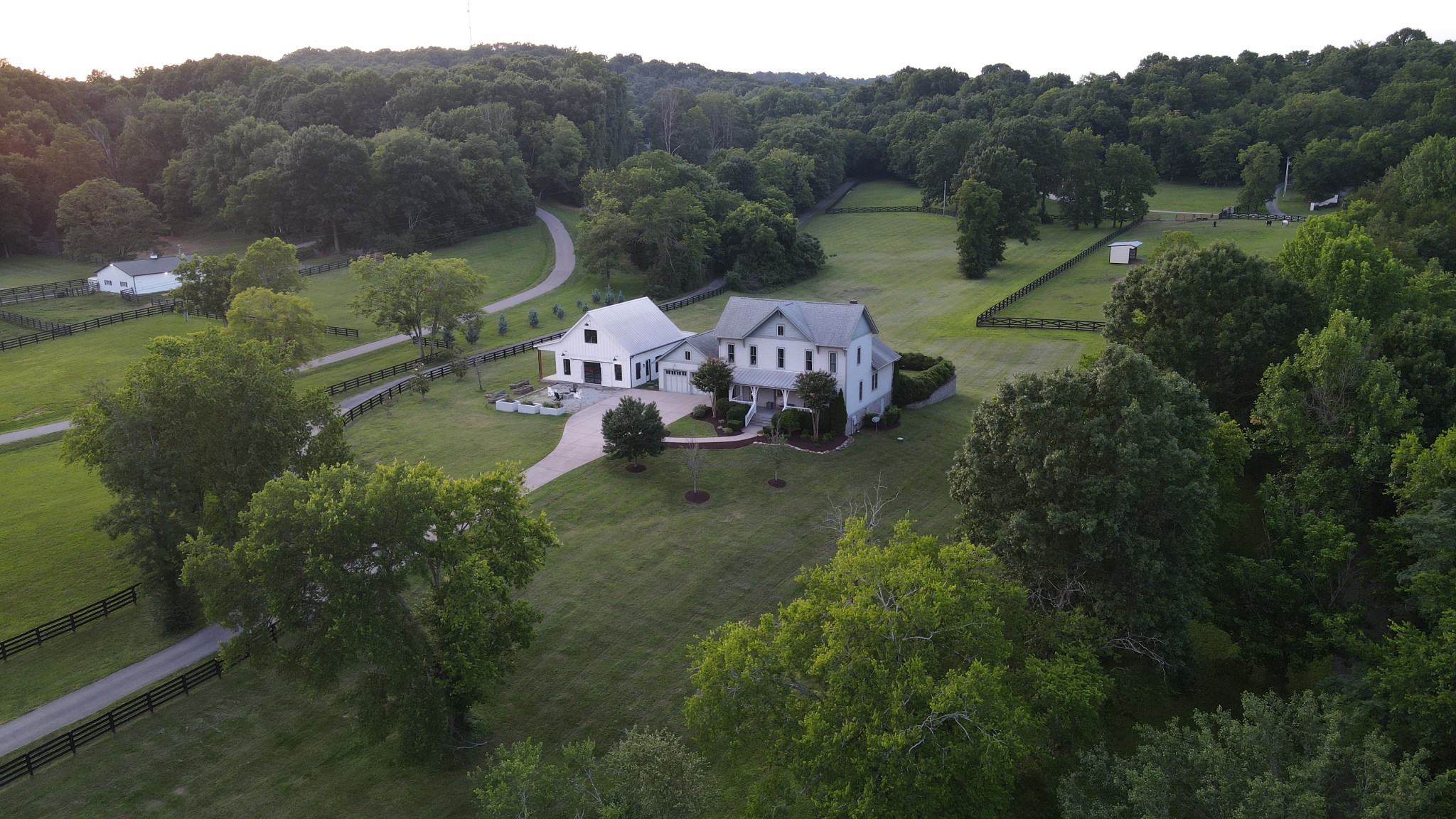 6502 Peytonsville Arno Rd, College Grove, TN 37046