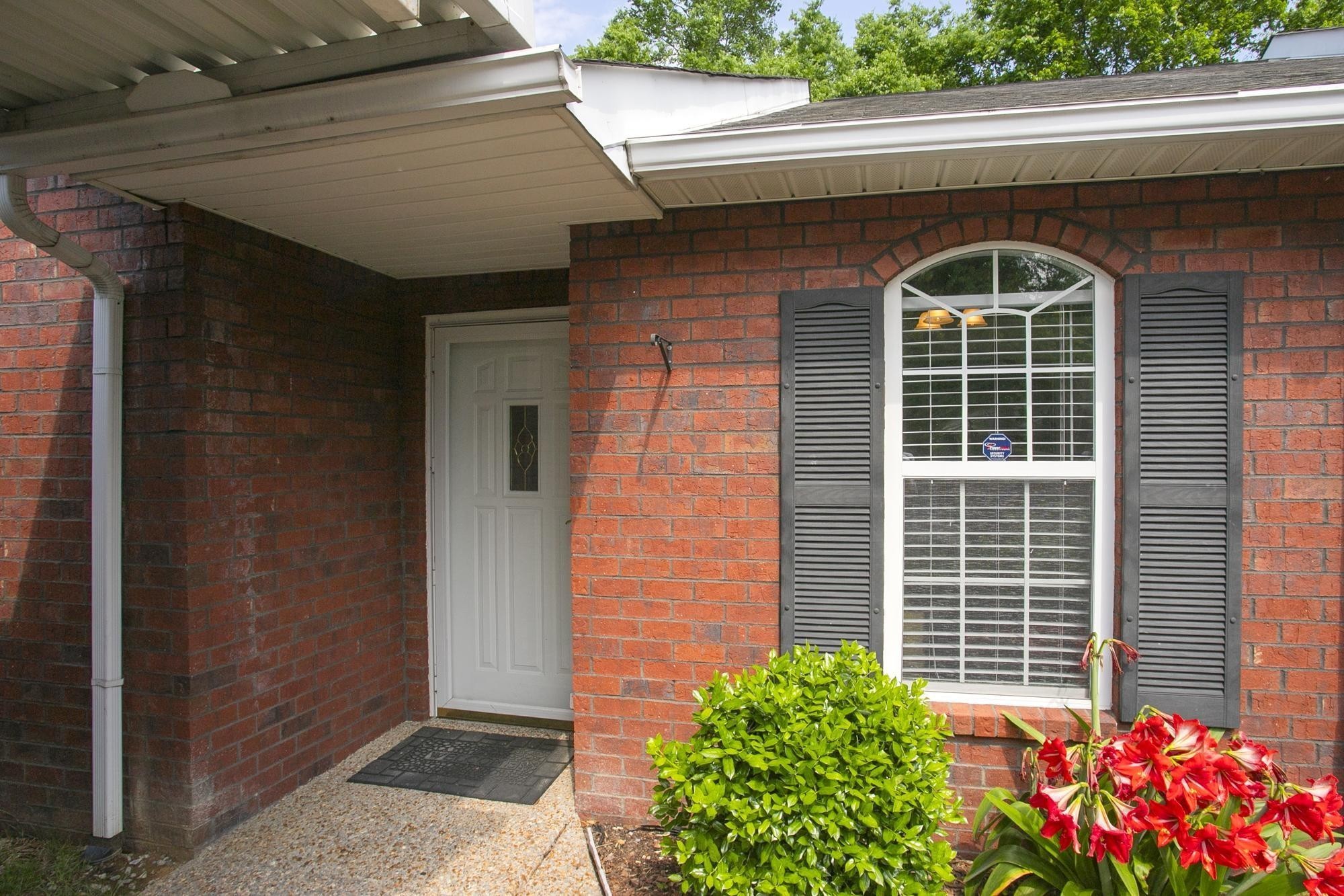 3911 Dodson Chapel Rd #32, Hermitage, TN 37076