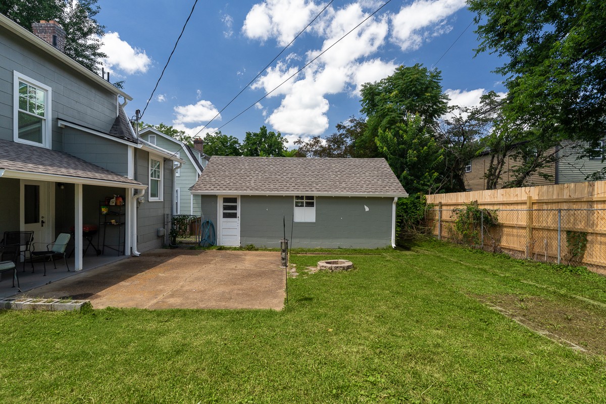 1107 Birdsall St, Old Hickory, TN 37138
