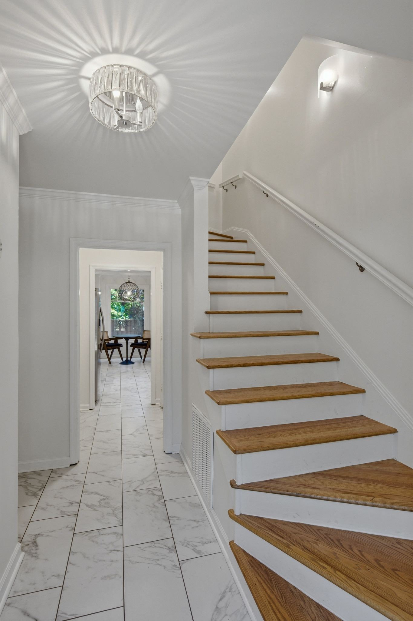 4400 Belmont Park Ter #201, Nashville, TN 37215