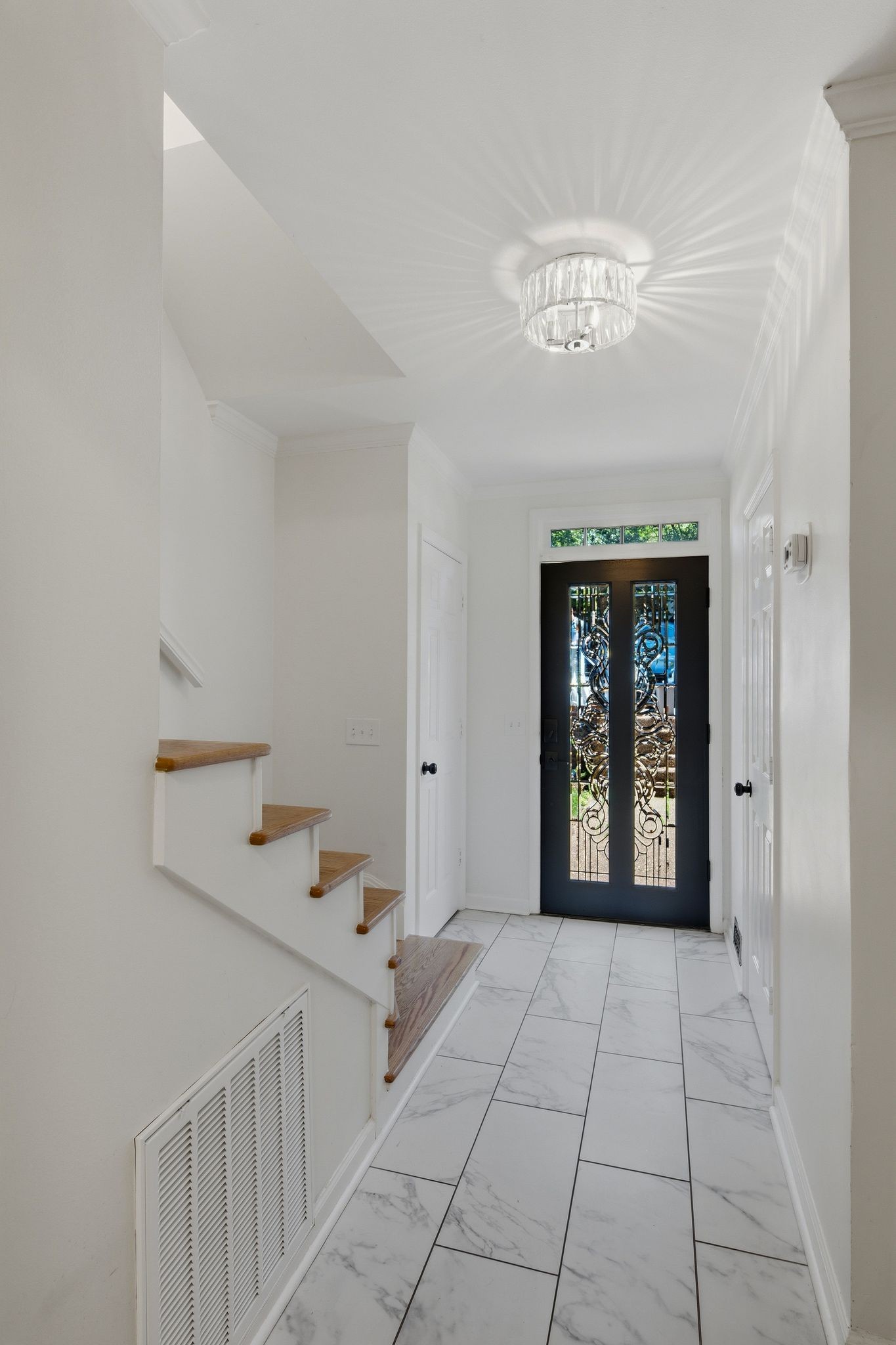 4400 Belmont Park Ter #201, Nashville, TN 37215