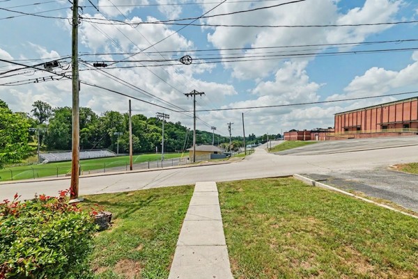401 College Ave E, Carthage, TN 37030