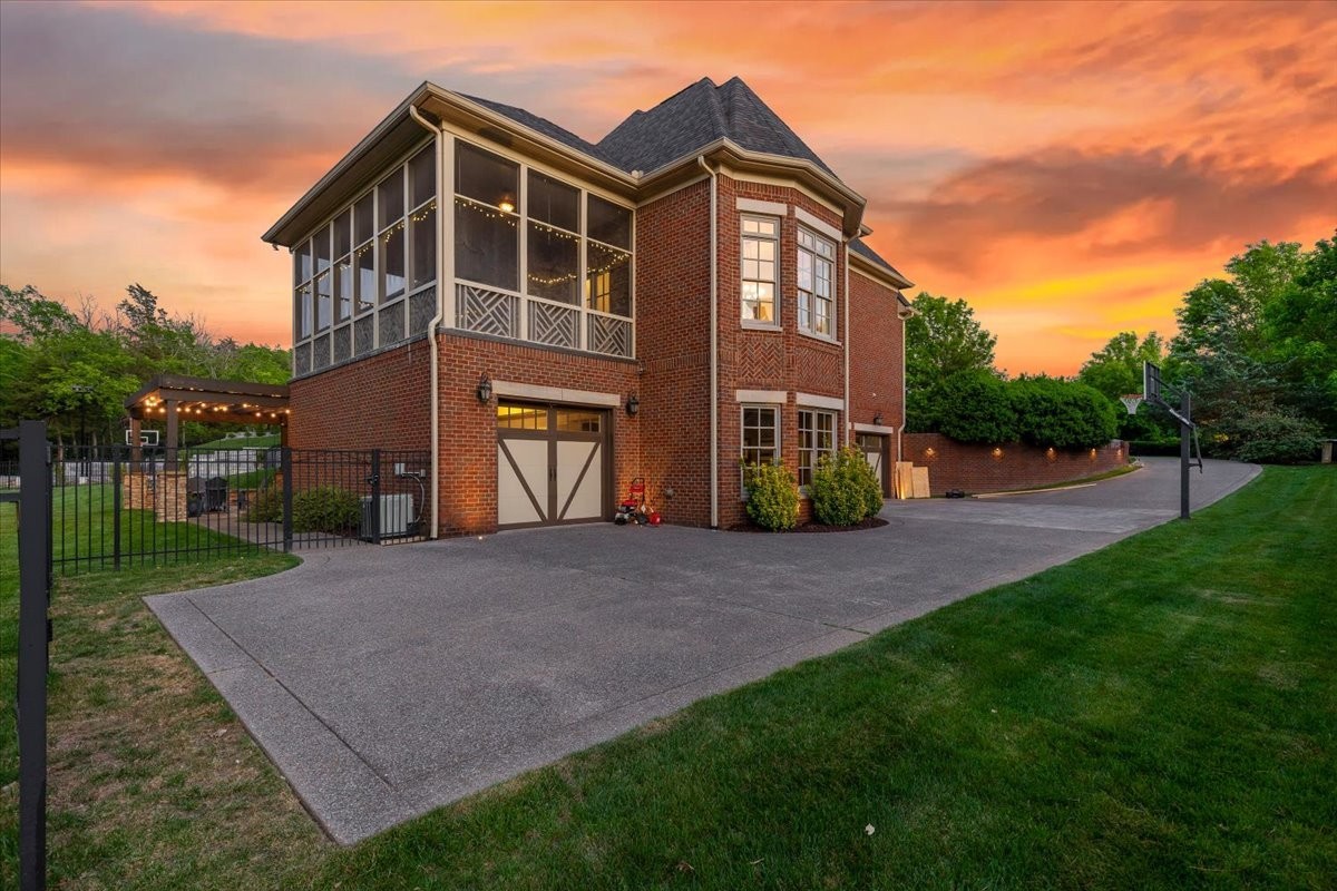 9254 Wardley Park Ln, Brentwood, TN 37027