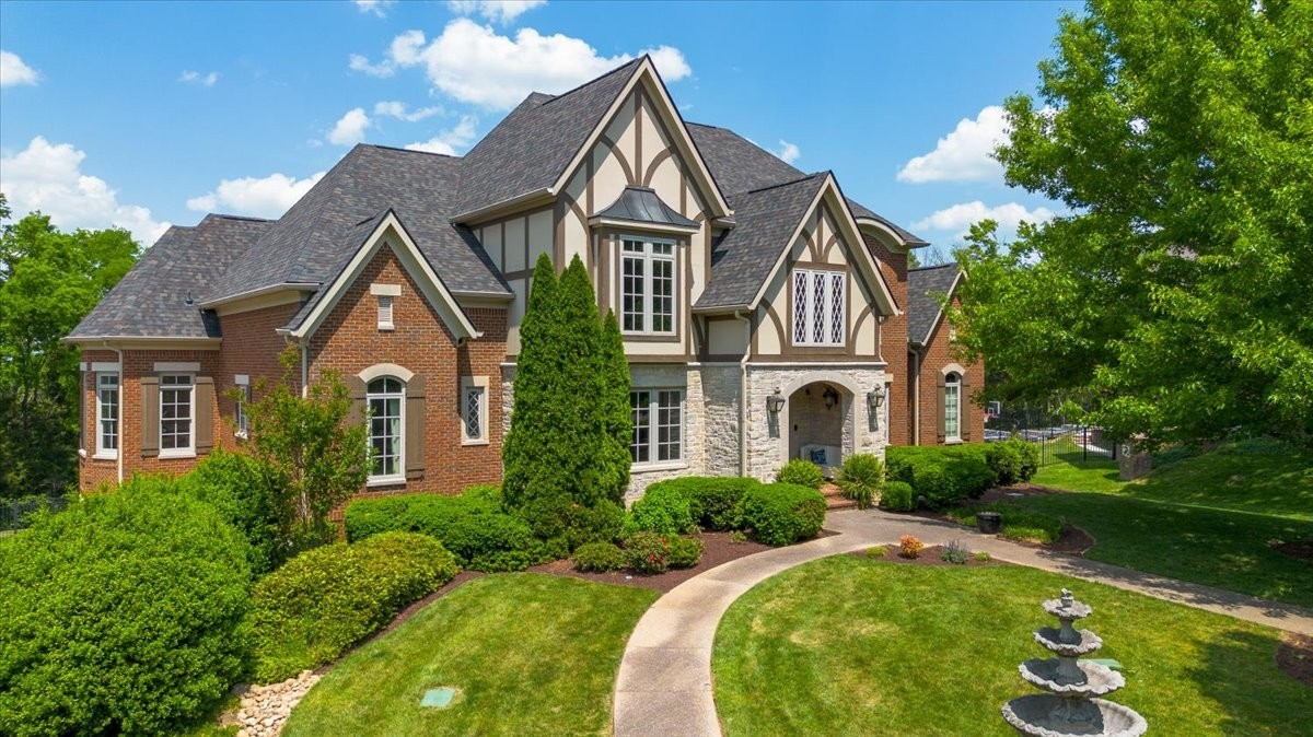 9254 Wardley Park Ln, Brentwood, TN 37027