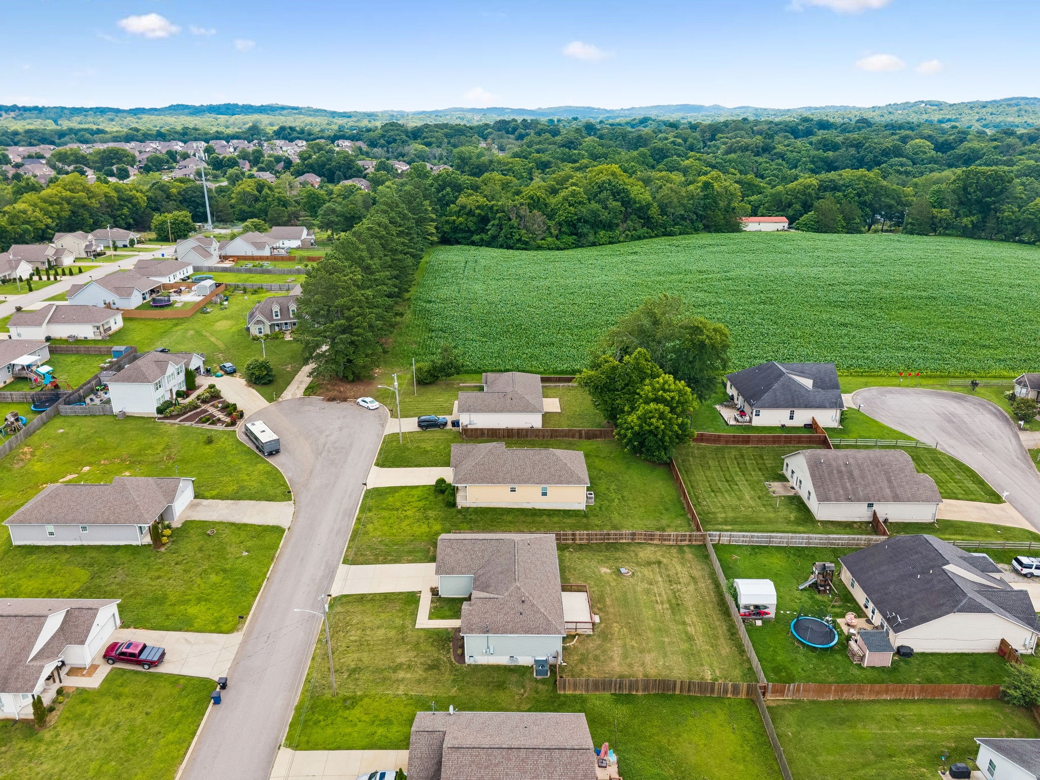 308 Marymont Ln, Columbia, TN 38401
