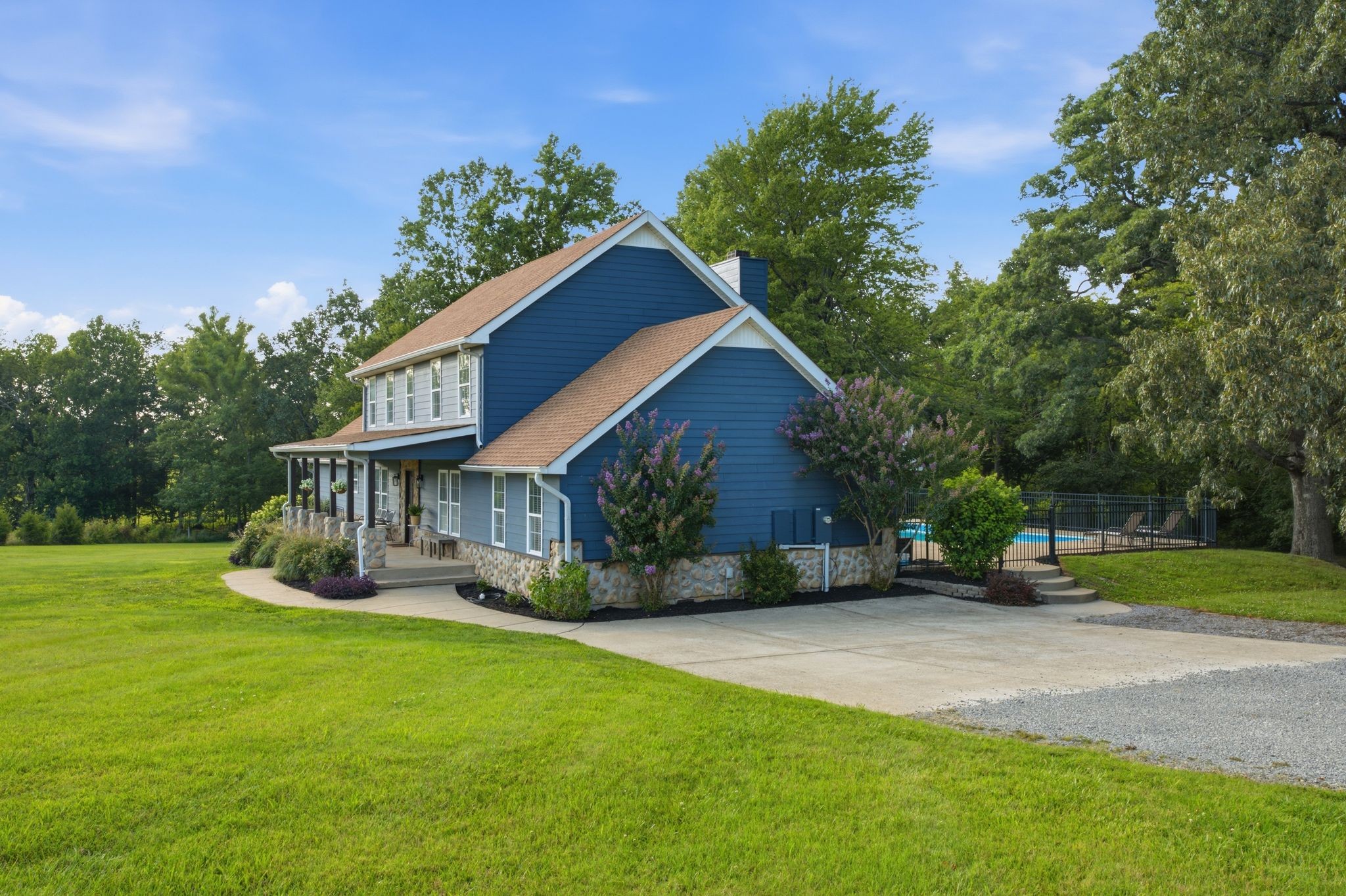 1002 Larkspur Meadows Ln, Portland, TN 37148