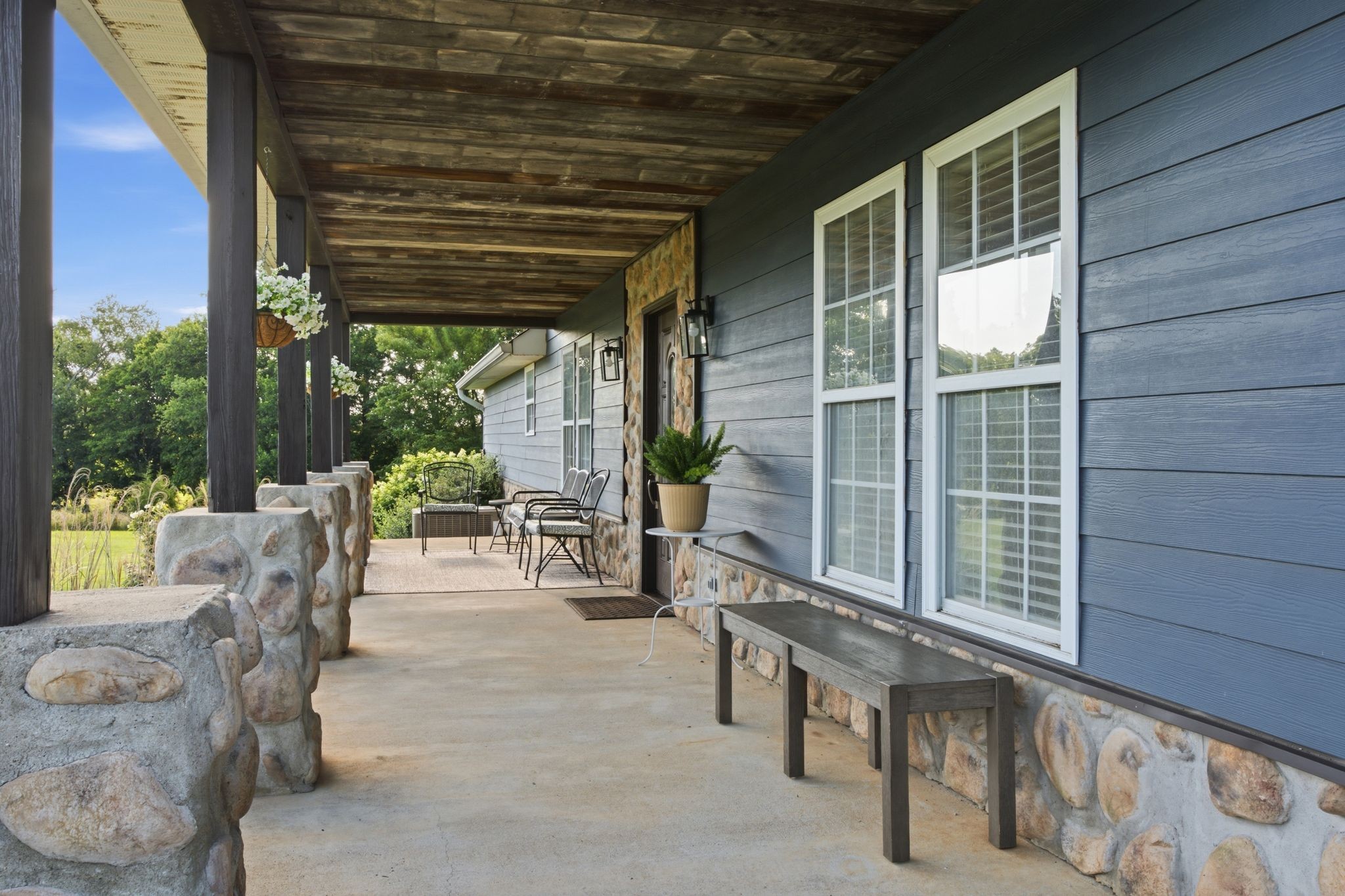 1002 Larkspur Meadows Ln, Portland, TN 37148
