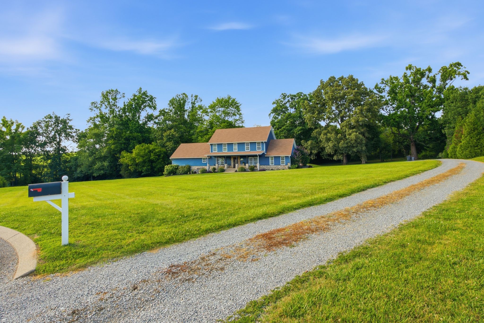 1002 Larkspur Meadows Ln, Portland, TN 37148