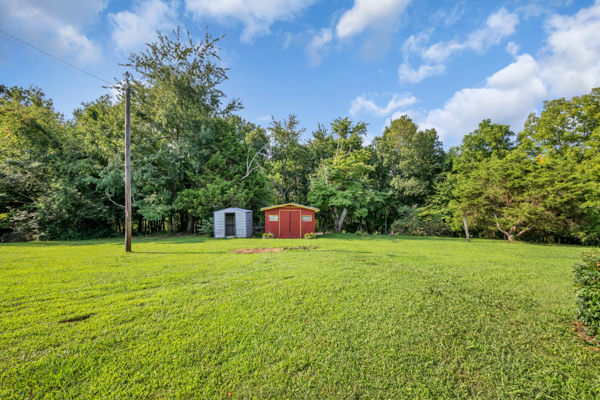152 W Piney Rd, Dickson, TN 37055