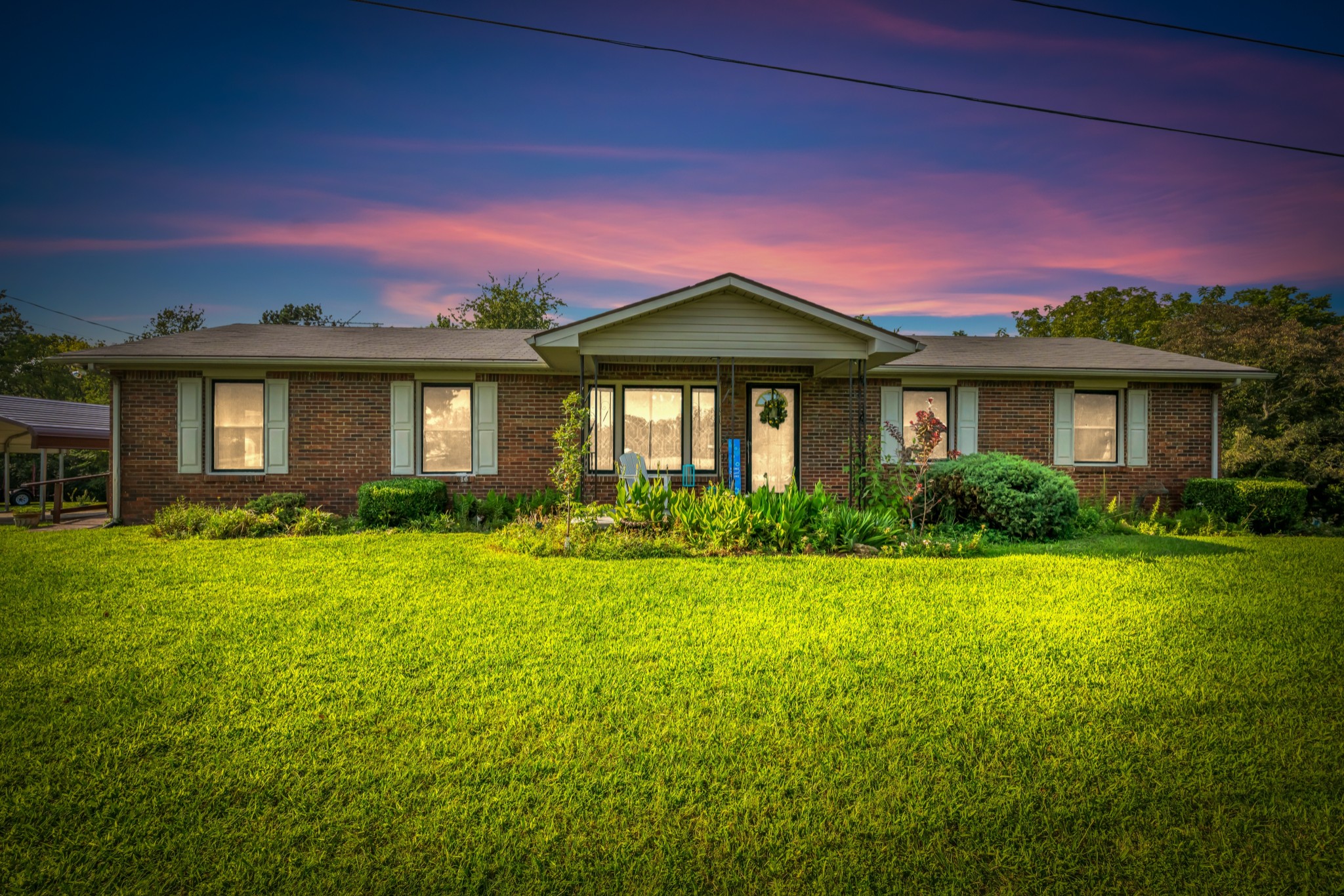 152 W Piney Rd, Dickson, TN 37055