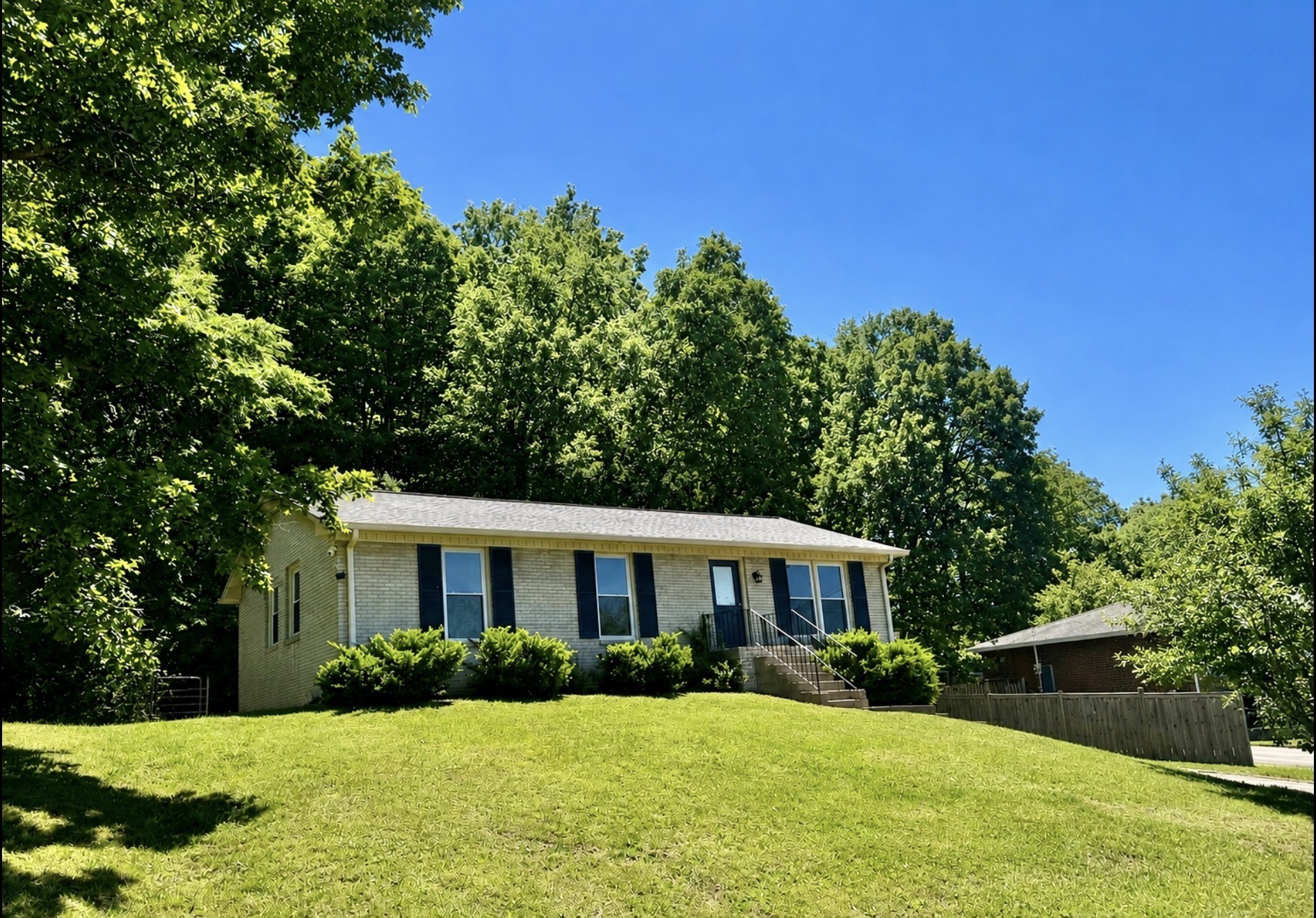 638 Hicks Rd, Nashville, TN 37221