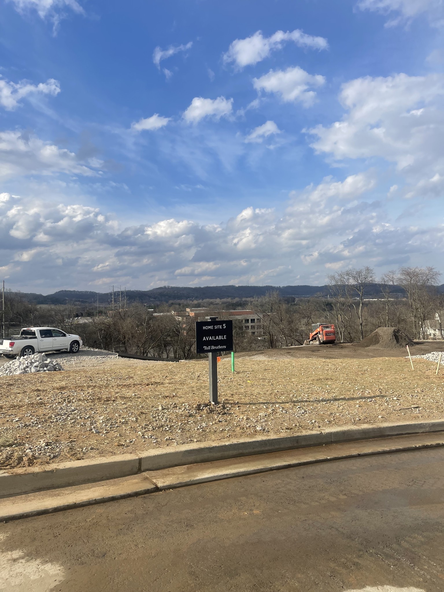 225 Berry Hunter Ln, Franklin, TN 37067