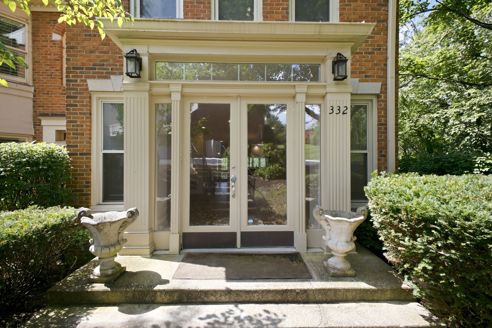 332 Ardsley Pl, Nashville, TN 37215