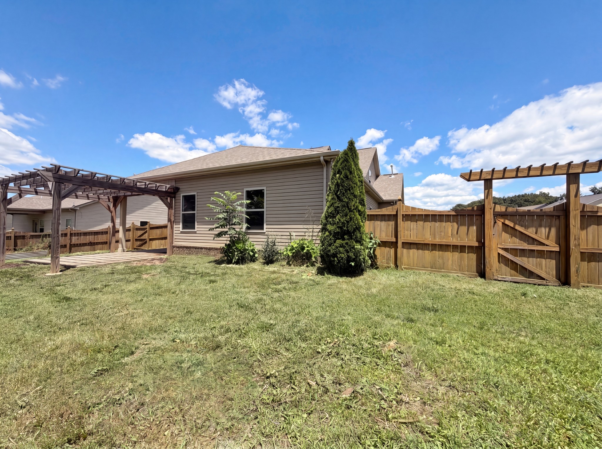 210 Bexley Way, White House, TN 37188