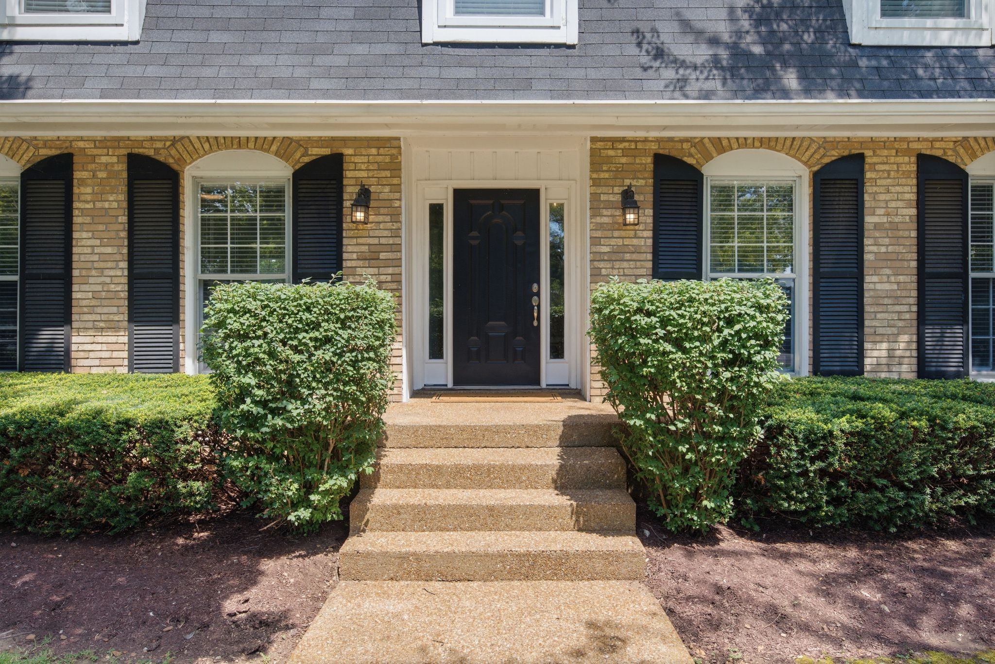 204 River Oaks Rd, Brentwood, TN 37027
