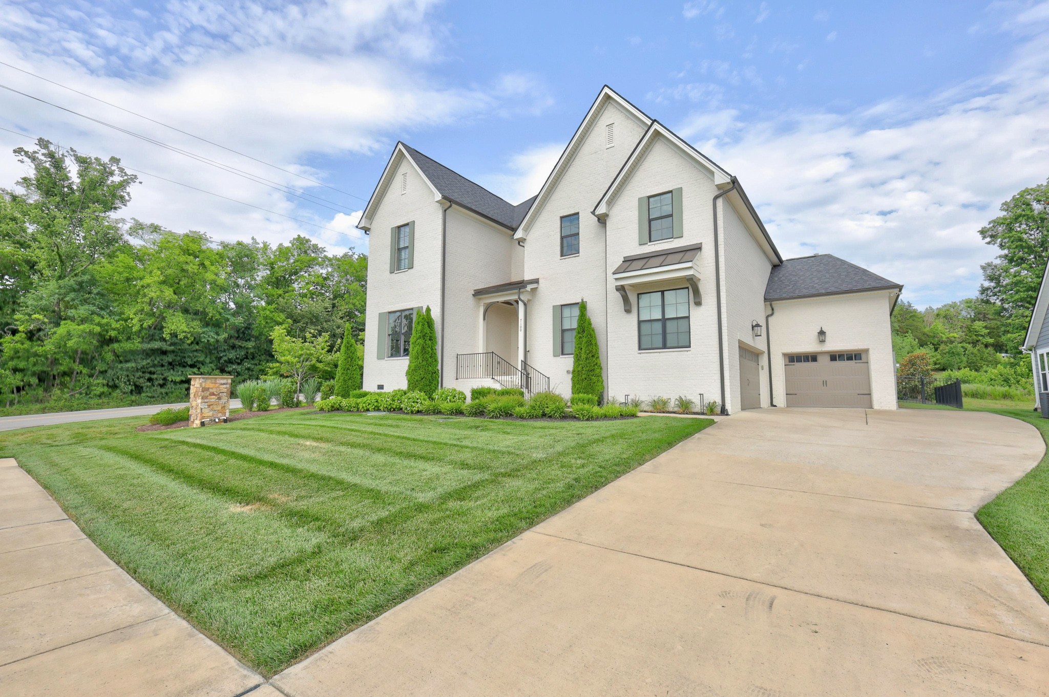 7100 Neills Branch Dr, College Grove, TN 37046