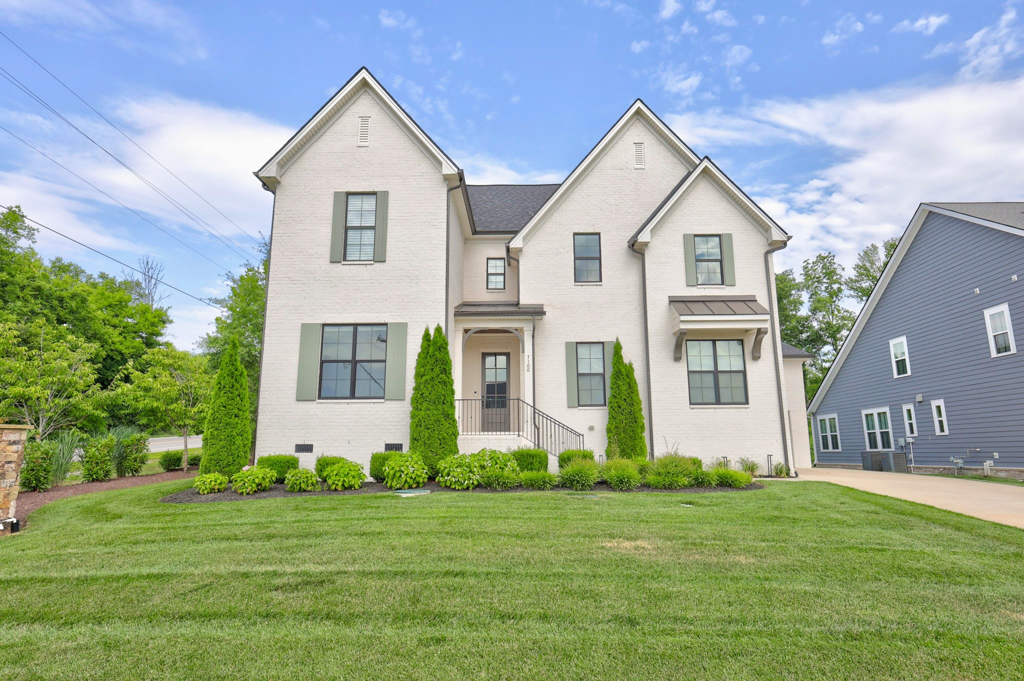 7100 Neills Branch Dr, College Grove, TN 37046