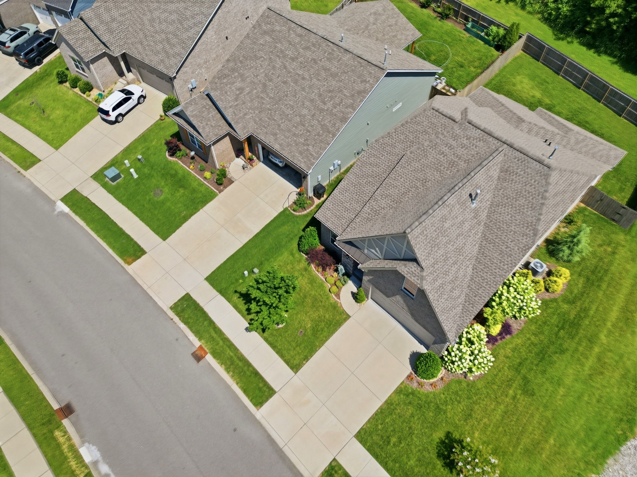 1076 Westgate Dr, Gallatin, TN 37066