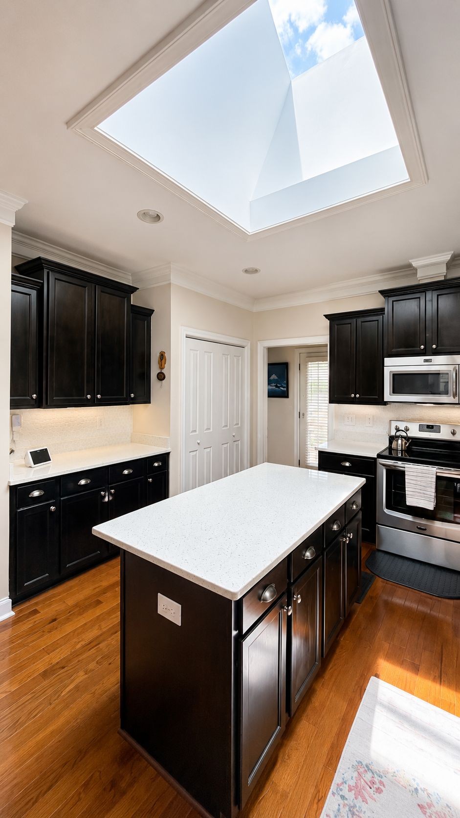 1974 Woodbury Ln, Columbia, TN 38401