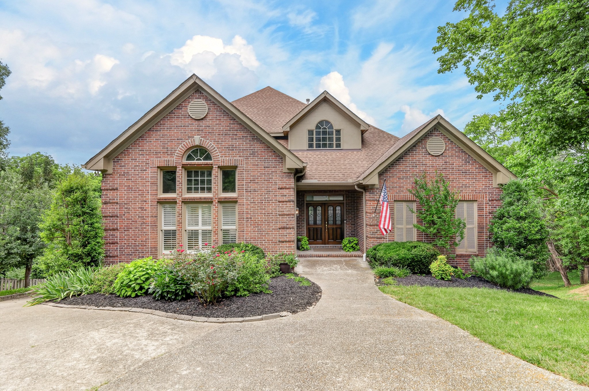 612 Eastcastle Ct, Franklin, TN 37069
