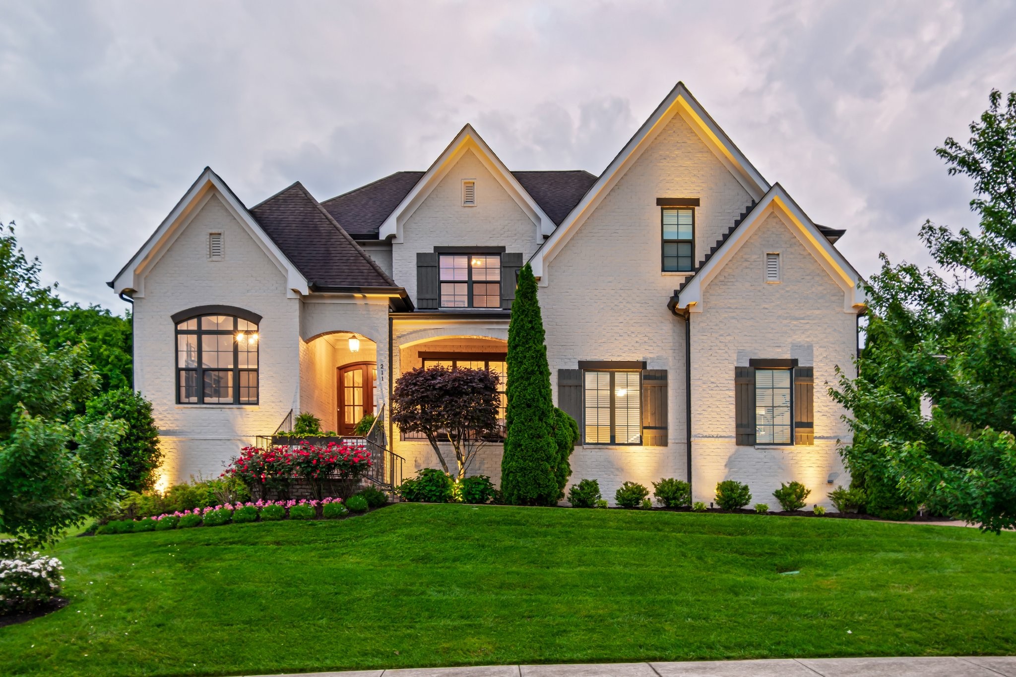 211 Snowden St W, Franklin, TN 37064