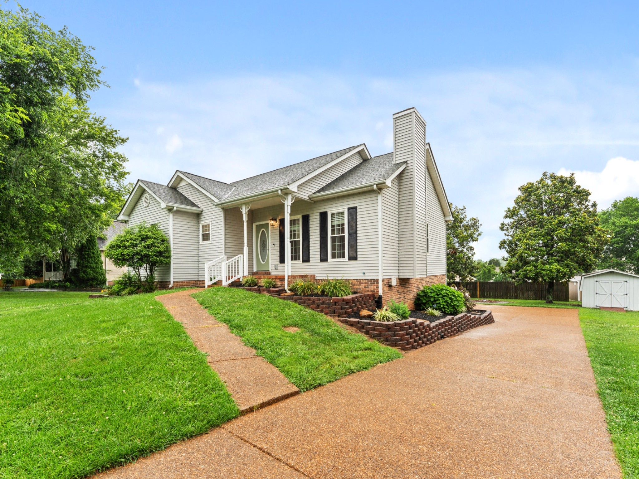 3708 Jay Ln, Spring Hill, TN 37174