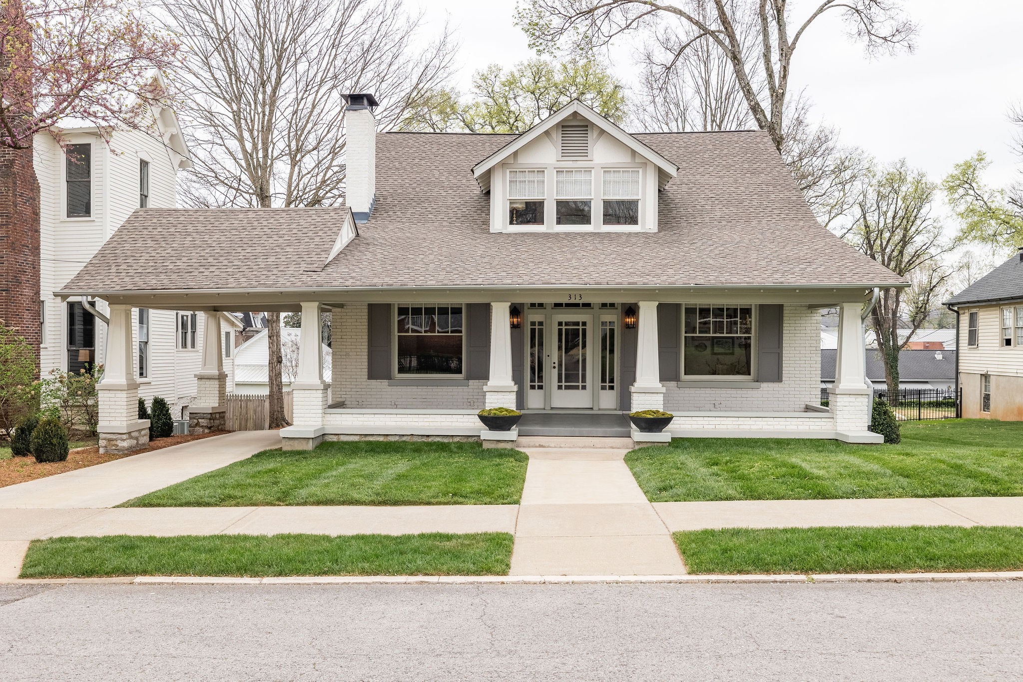 313 W 6th St, Columbia, TN 38401