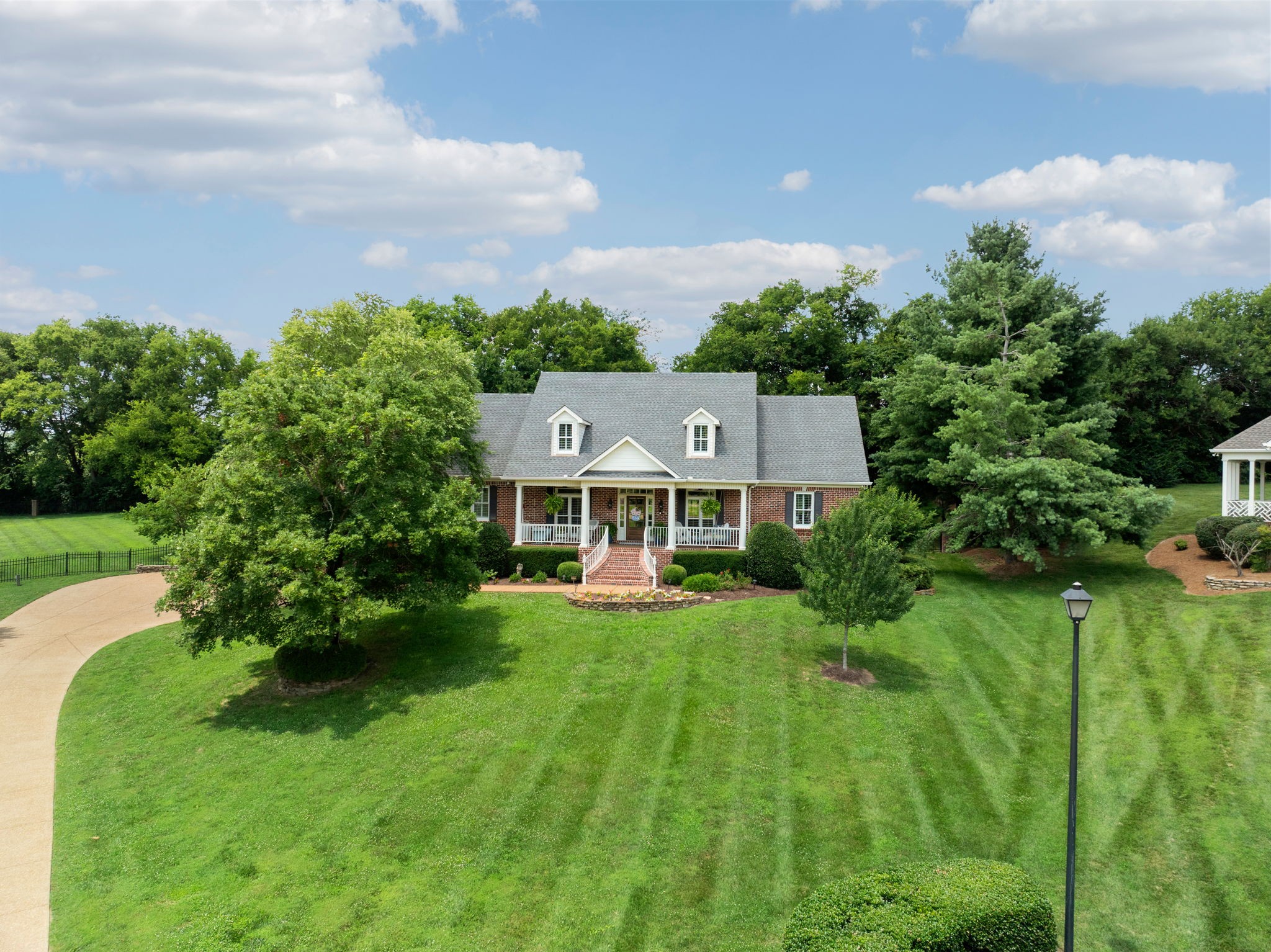 1206 Signature Ct, Franklin, TN 37064