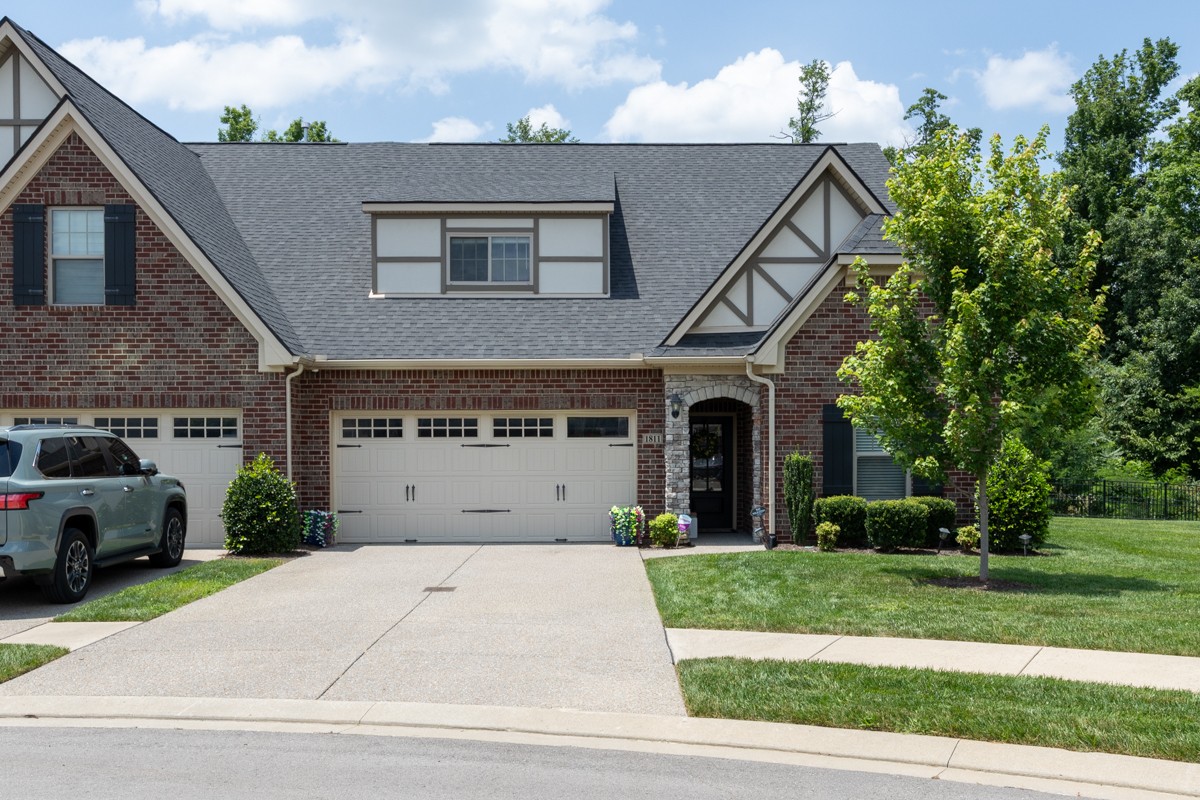 1811 Ravenwood Ct, Lebanon, TN 37090