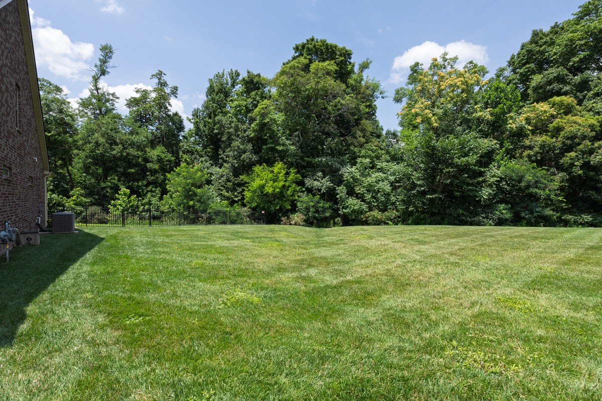 1811 Ravenwood Ct, Lebanon, TN 37090