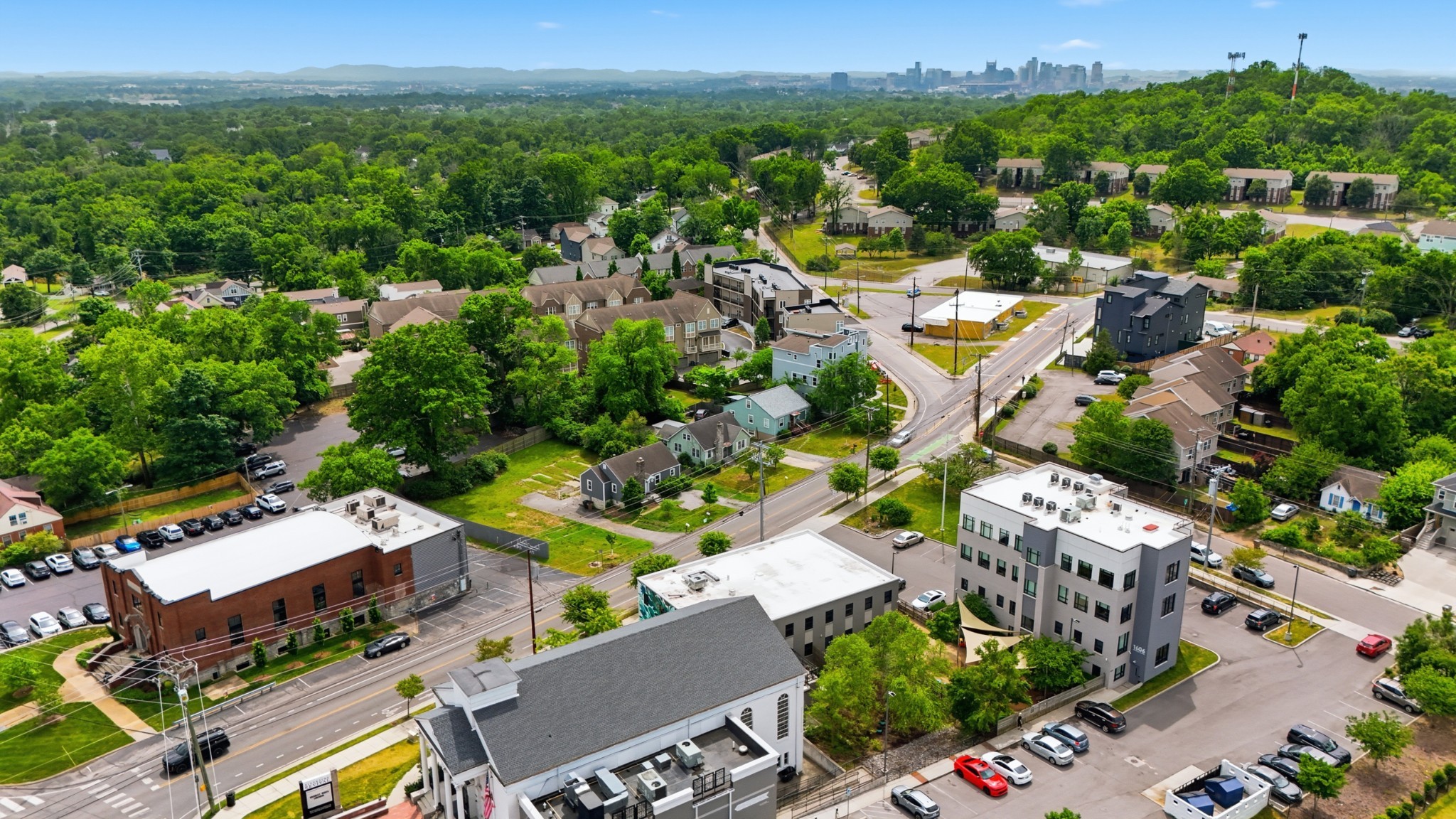 1603 Porter Rd, Nashville, TN 37206